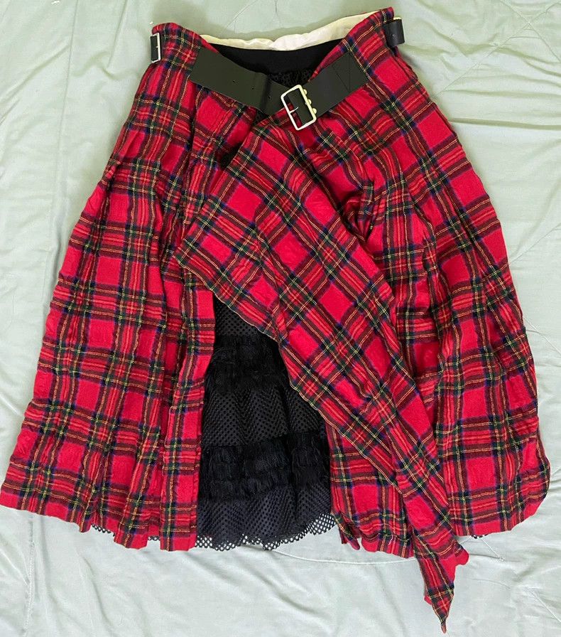 Comme des Garcons Comme Des Garcons size S Skirt Red Plaid Size 24" / US 00 / IT 34 - 1 Thumbnail