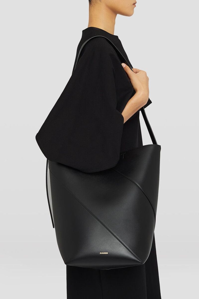 Jil Sander o1loc1c0426 Size:OS/Vertigo Tote Medium in Black Size ONE SIZE - 5 Thumbnail