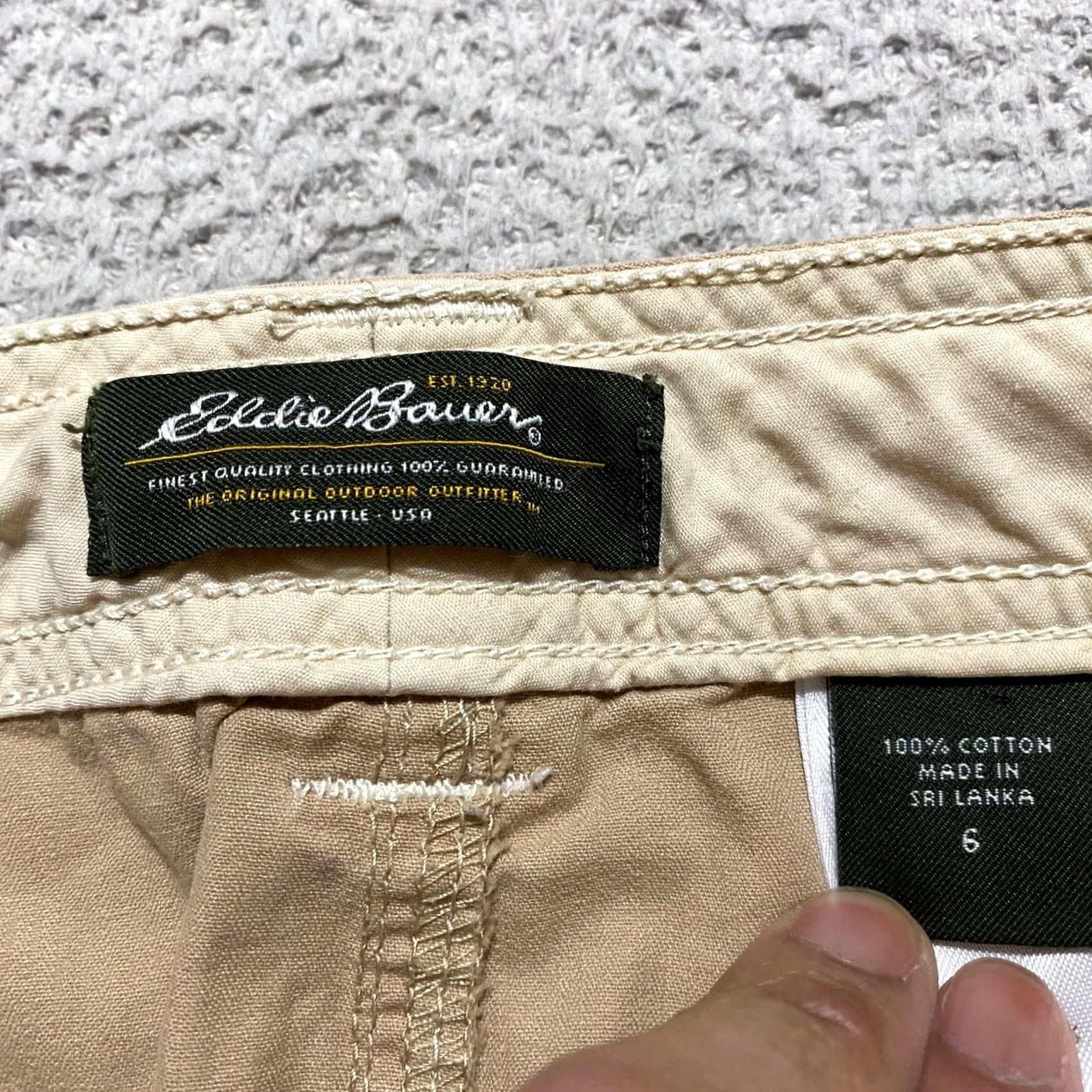 Eddie Bauer Eddie Bauer Pants Womens sz 6 Beige Cargo Capri Hiking Outdoor Walking High Rise Size 28" / US 6 / IT 42 - 3 Thumbnail
