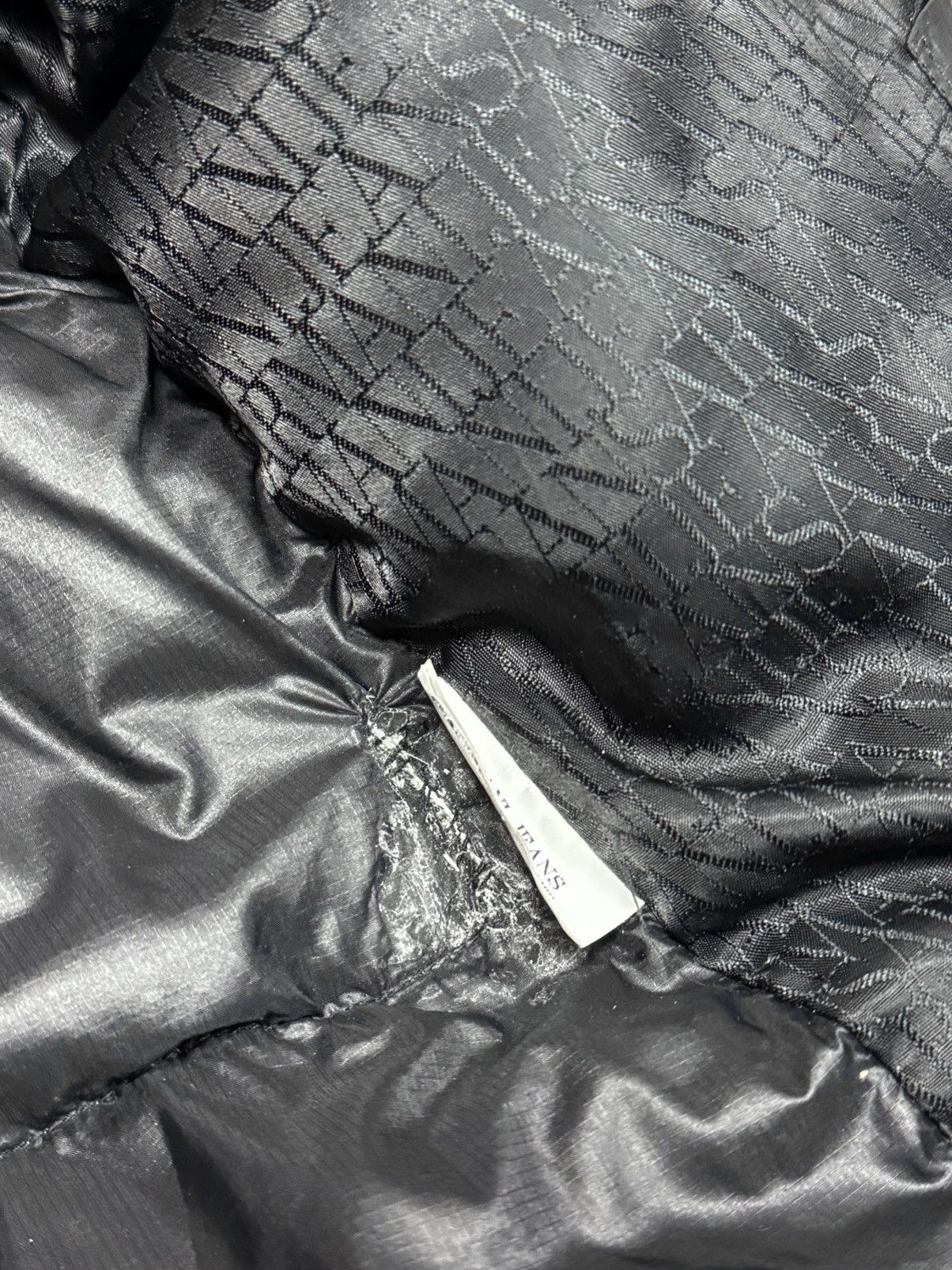 Armani Armani Down Jacket Puffer Size M Size US M / EU 48-50 / 2 - 12 Thumbnail