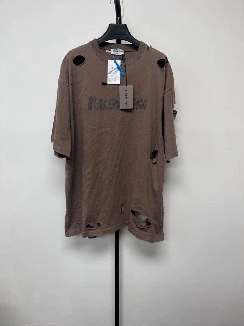 Balenciaga Balenciaga FW22 Logo Print Short Sleeve T-shirt - dmc Size US S / EU 44-46 / 1 - 1 Thumbnail