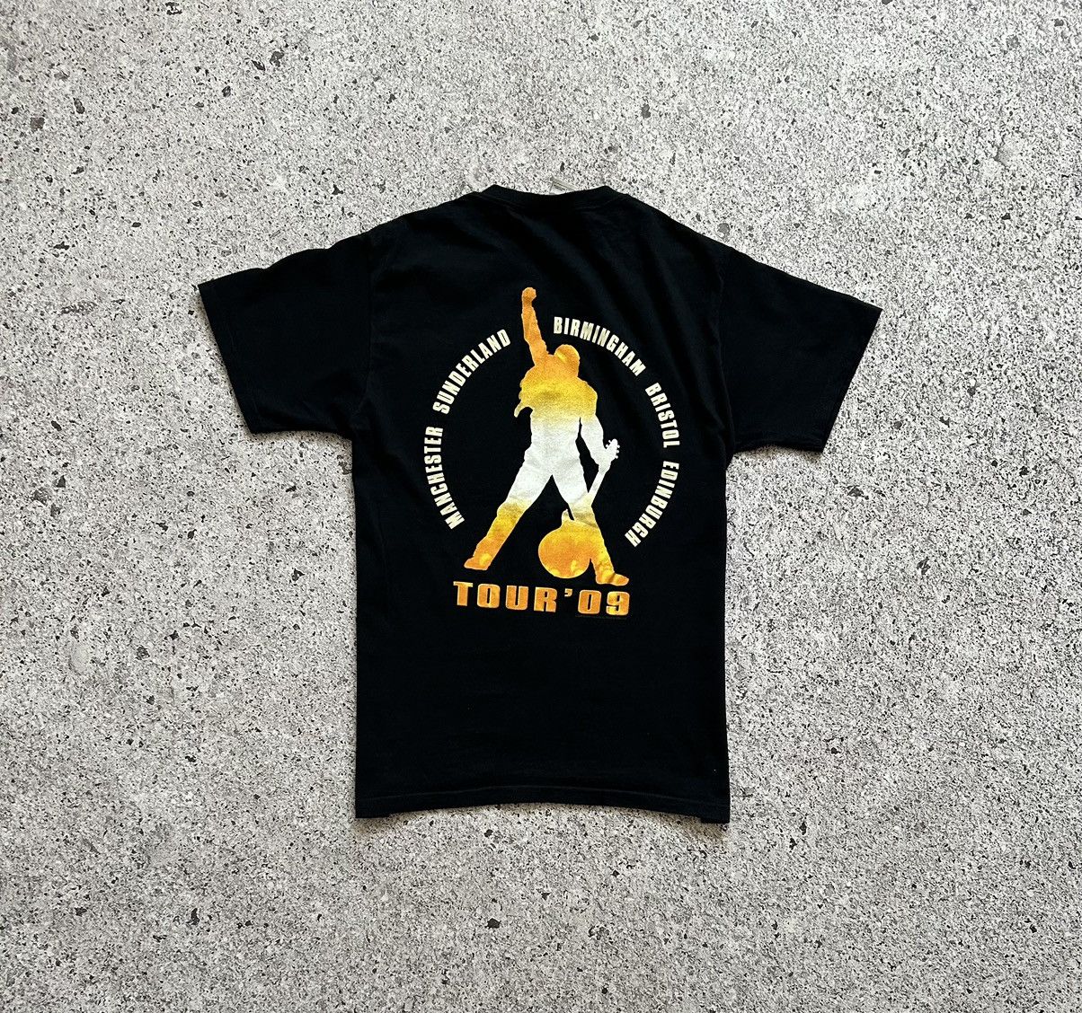 Band Tees × Vintage Vintage We Will Rock You Queen Tour 2009 Rock Band T-Shirt Size US M / EU 48-50 / 2 - 6 Thumbnail