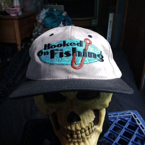 Other Deadstock Vintage Hooked On Fishing Two Tone Snap Hat Cap Size ONE SIZE - 1 Thumbnail