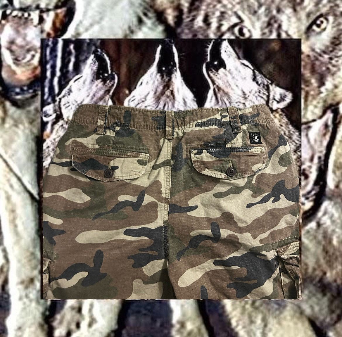 Aeropostale camouflage cargo shorts Size US 33 - 4 Thumbnail