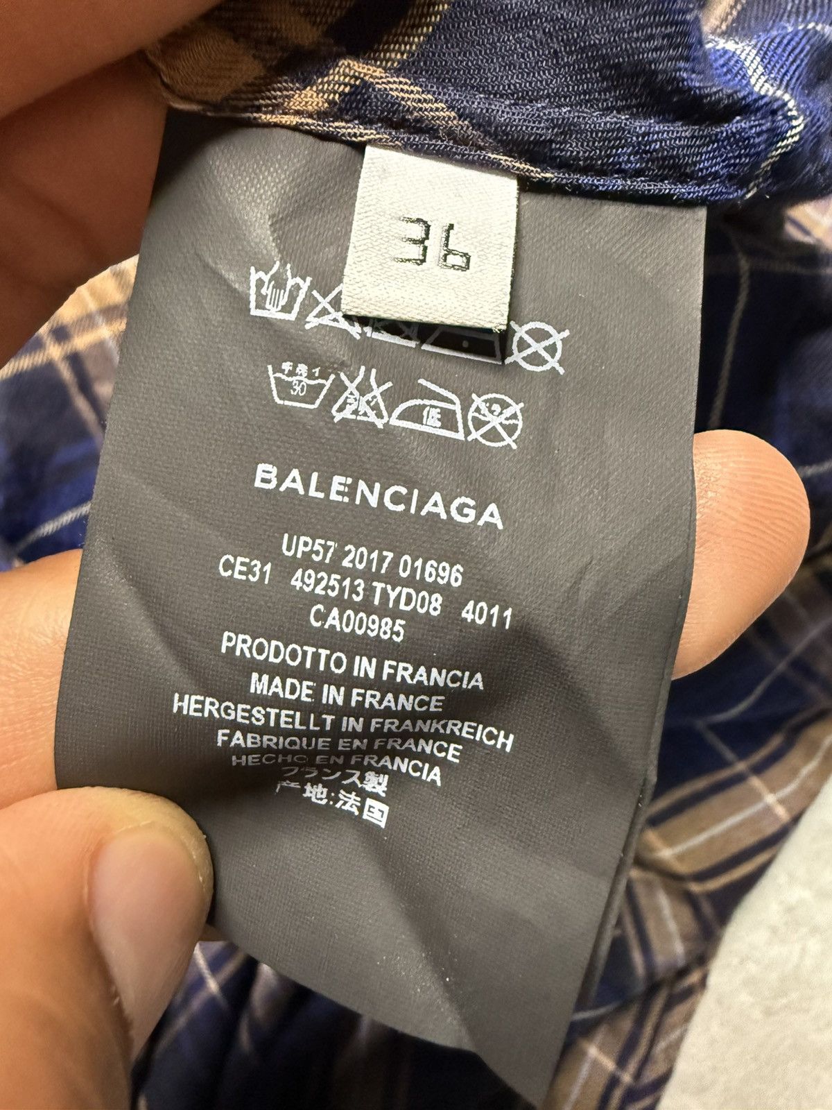 Balenciaga Balenciaga By Demna Gvasalia Back Logo Plaid Buttondown Size XS / US 0-2 / IT 36-38 - 9 Thumbnail