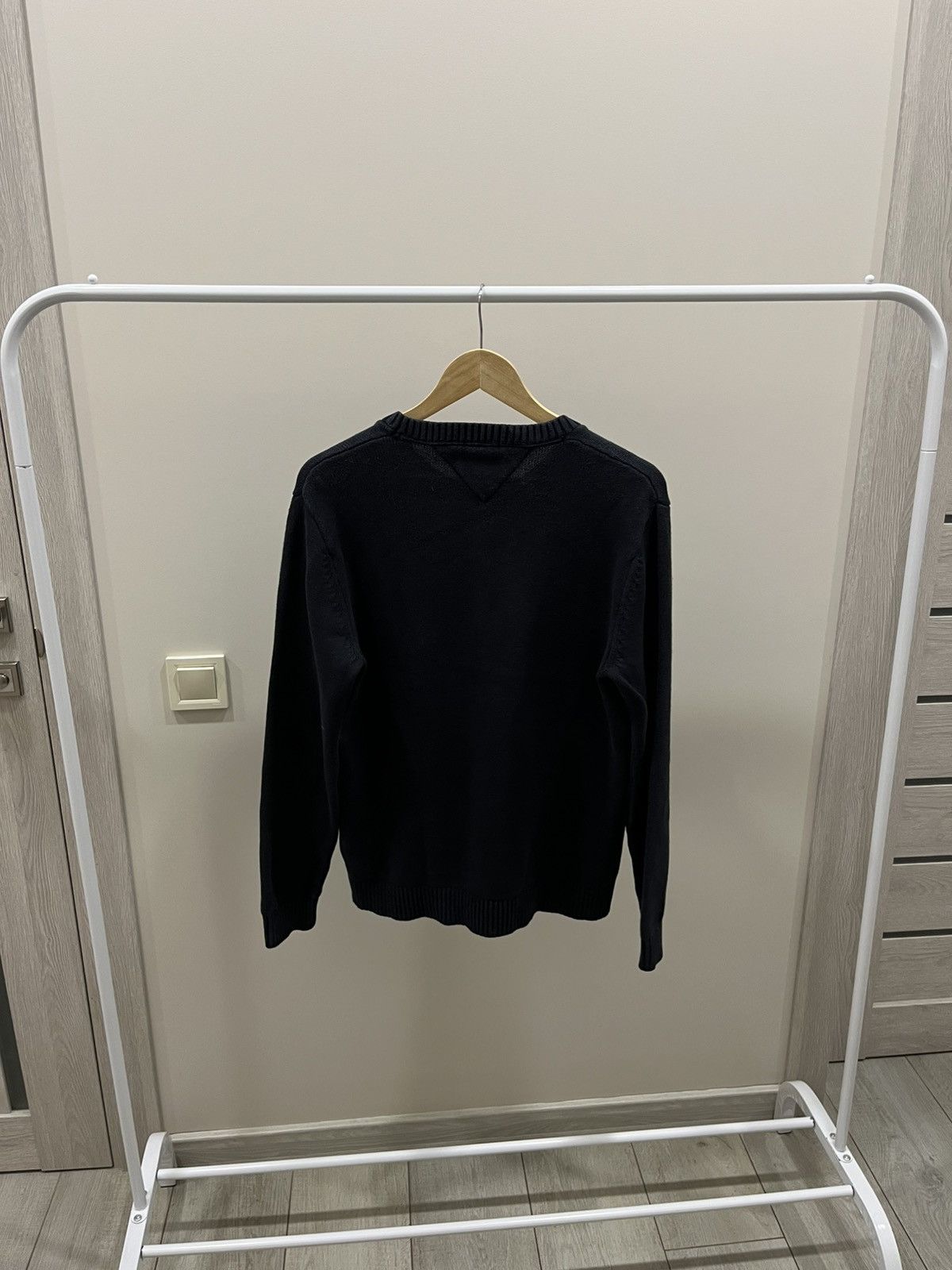 Tommy Hilfiger Vintage Tommy Hilfiger Y2K Sweater Black If Six Was Nine Size US S / EU 44-46 / 1 - 3 Thumbnail