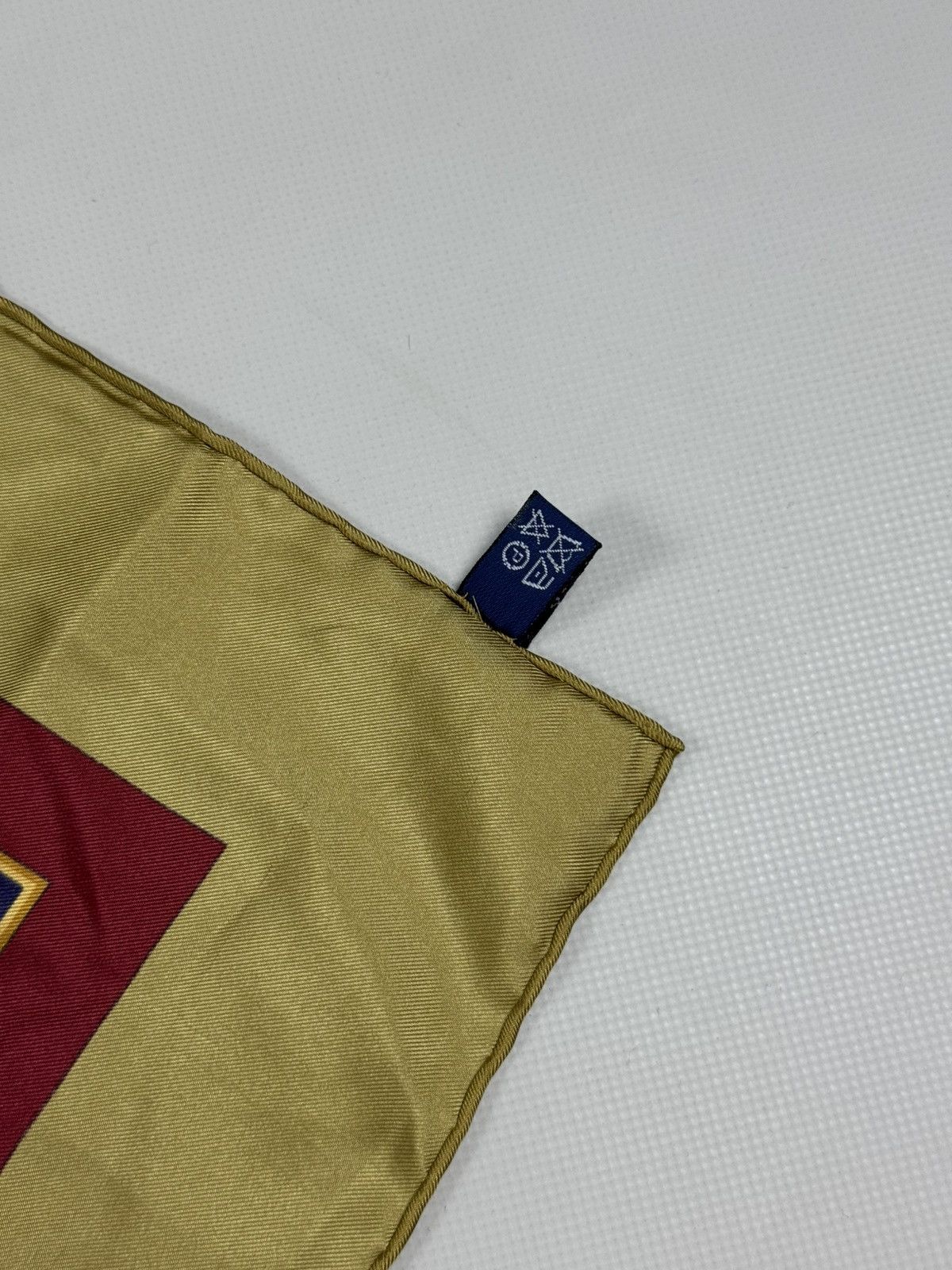 Burberry Burberry’s VTG Silk Multilogo Overprinted Handkerchief Scarf Size ONE SIZE - 7 Thumbnail