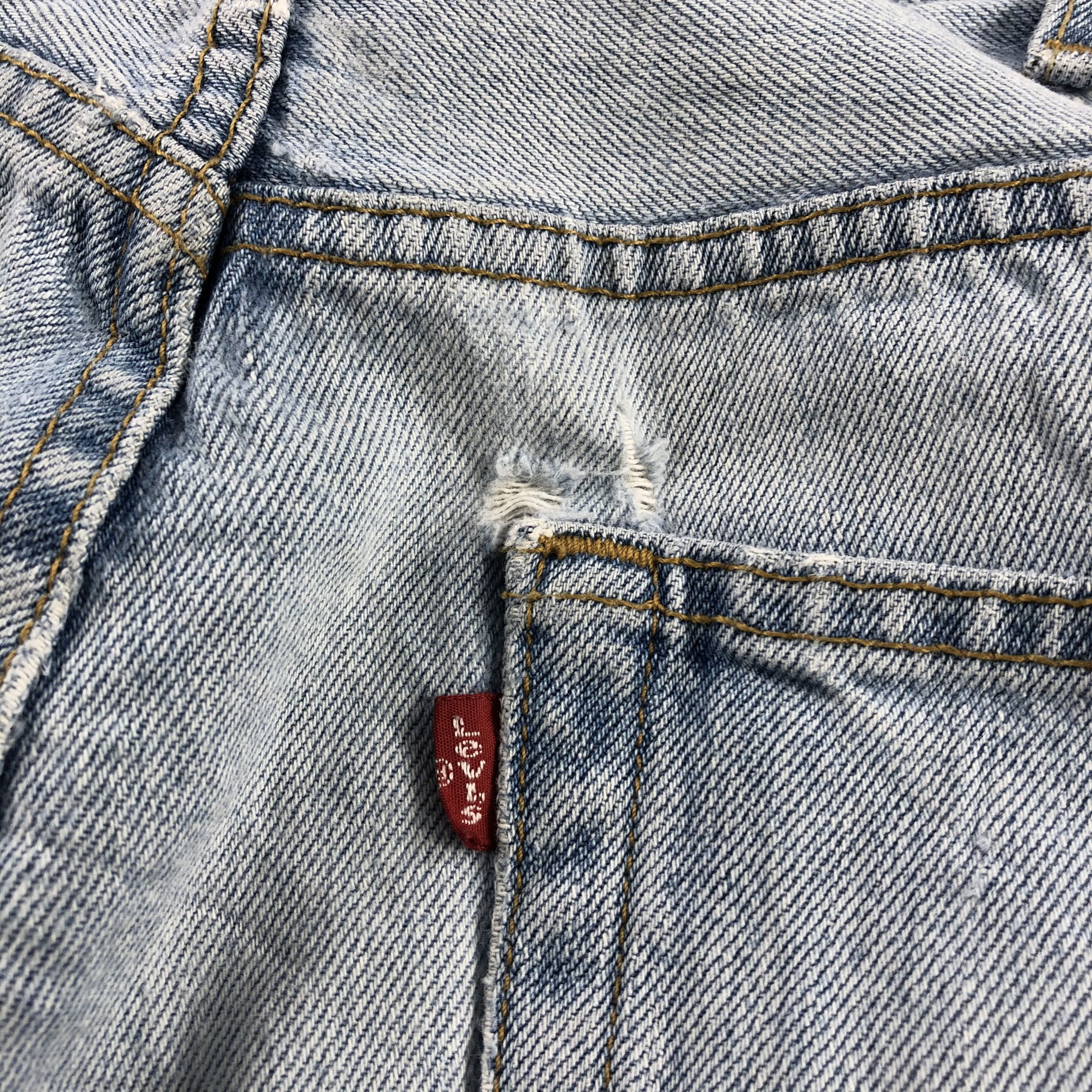 Levi's × Vintage 90s Vintage Light Wash Levis 501 Jeans-JM2842 Size US 38 / EU 54 - 6 Thumbnail