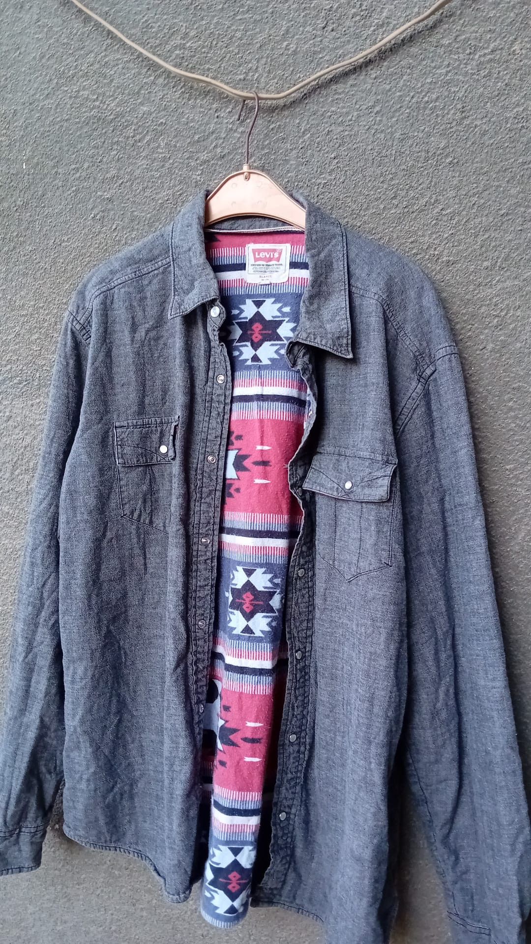 Levi's Levi's Aztec Lining Pearl Snap long sleeve shirt sz XL Size US XL / EU 56 / 4 - 1 Thumbnail