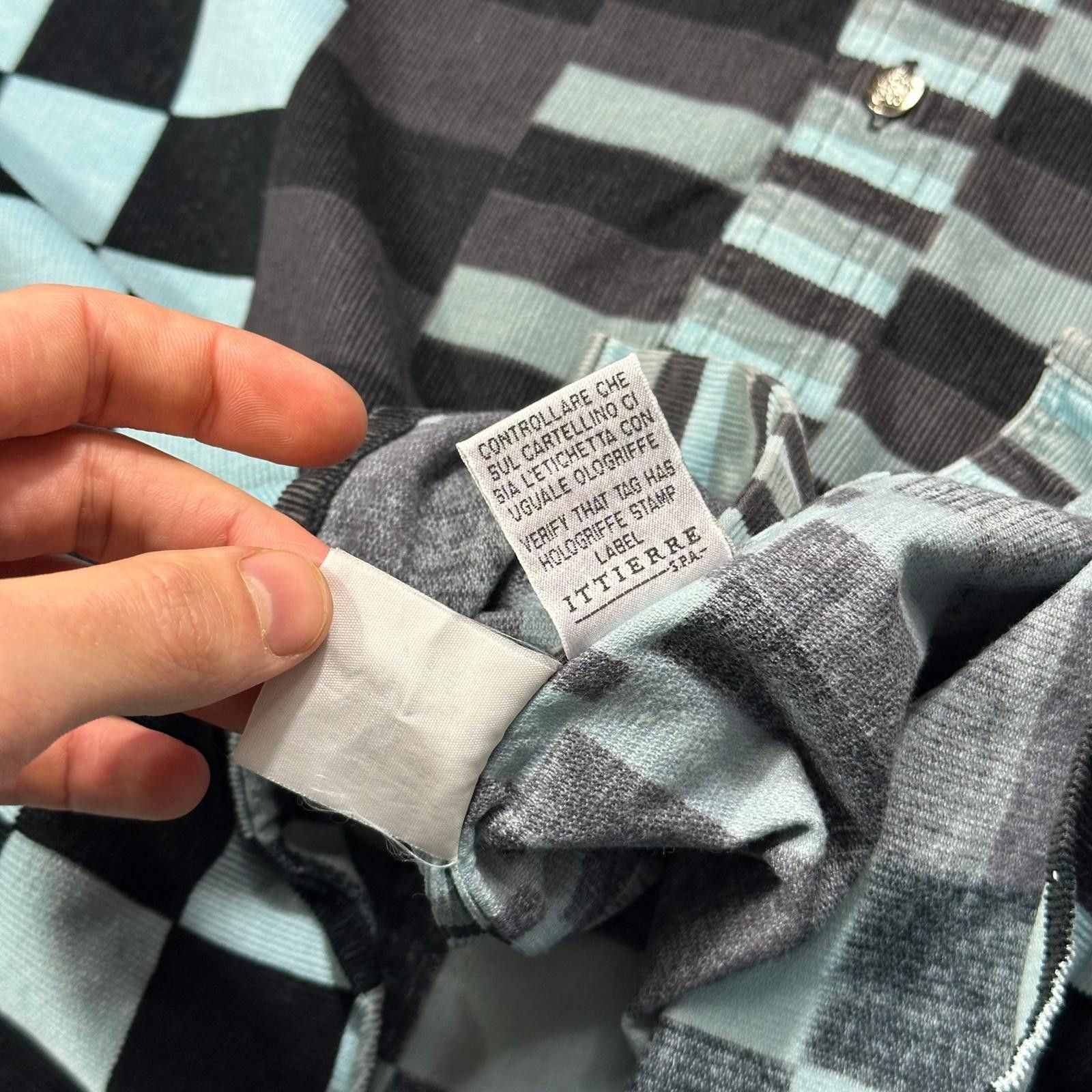 Versace Versace VJC 90’s Baby Blue Corduroy Medusa Shirt - S (M/L) Size US M / EU 48-50 / 2 - 5 Thumbnail