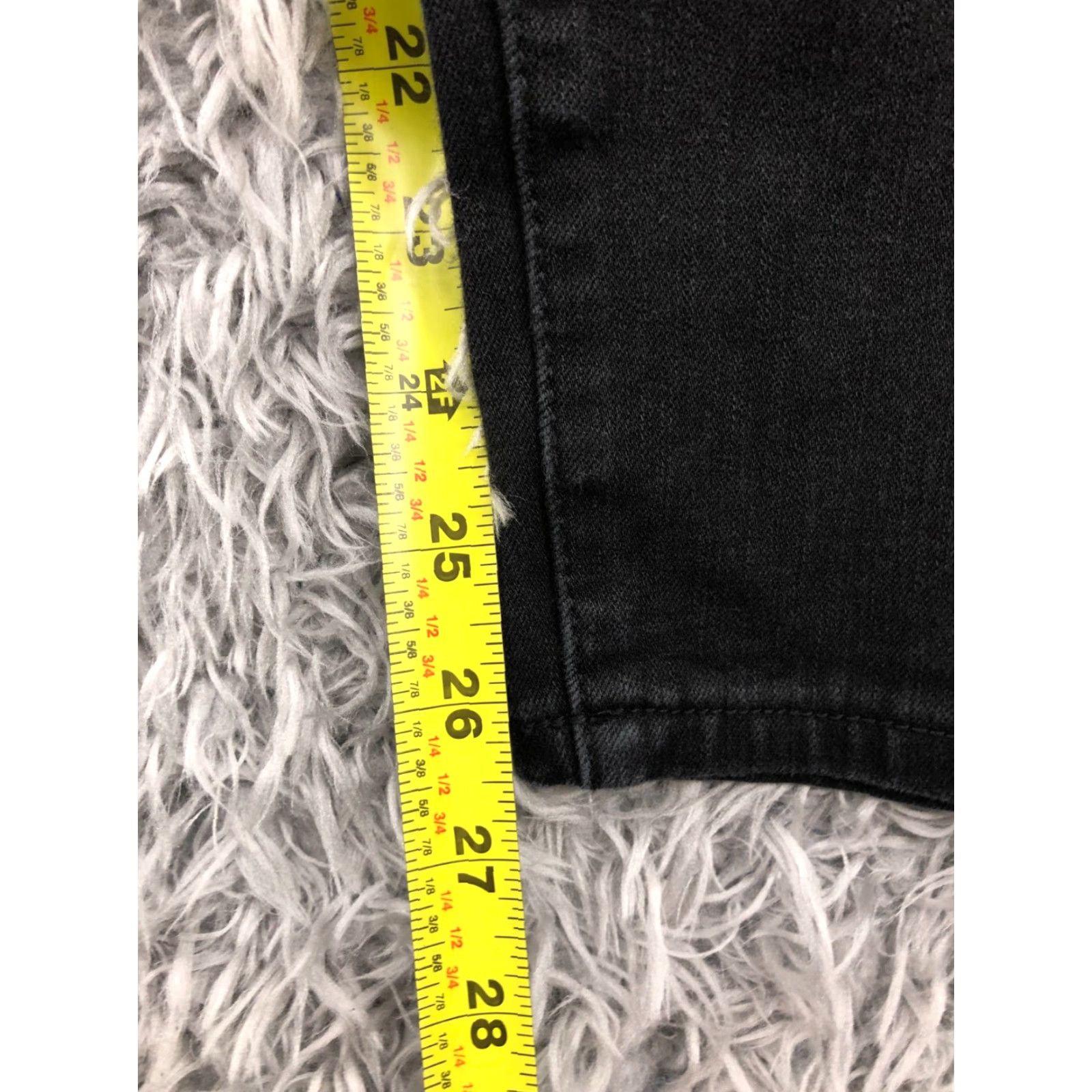 Vintage Time And Tru Jeans Time And TRU Skinny Jeans Black Dark Wash Size 12 Womens Regular Rise 8.5-10.5 Inseam 28 in Cotton Denim 5-Pocket Zipper Button Size 34" / US 12 / IT 48 - 3 Thumbnail