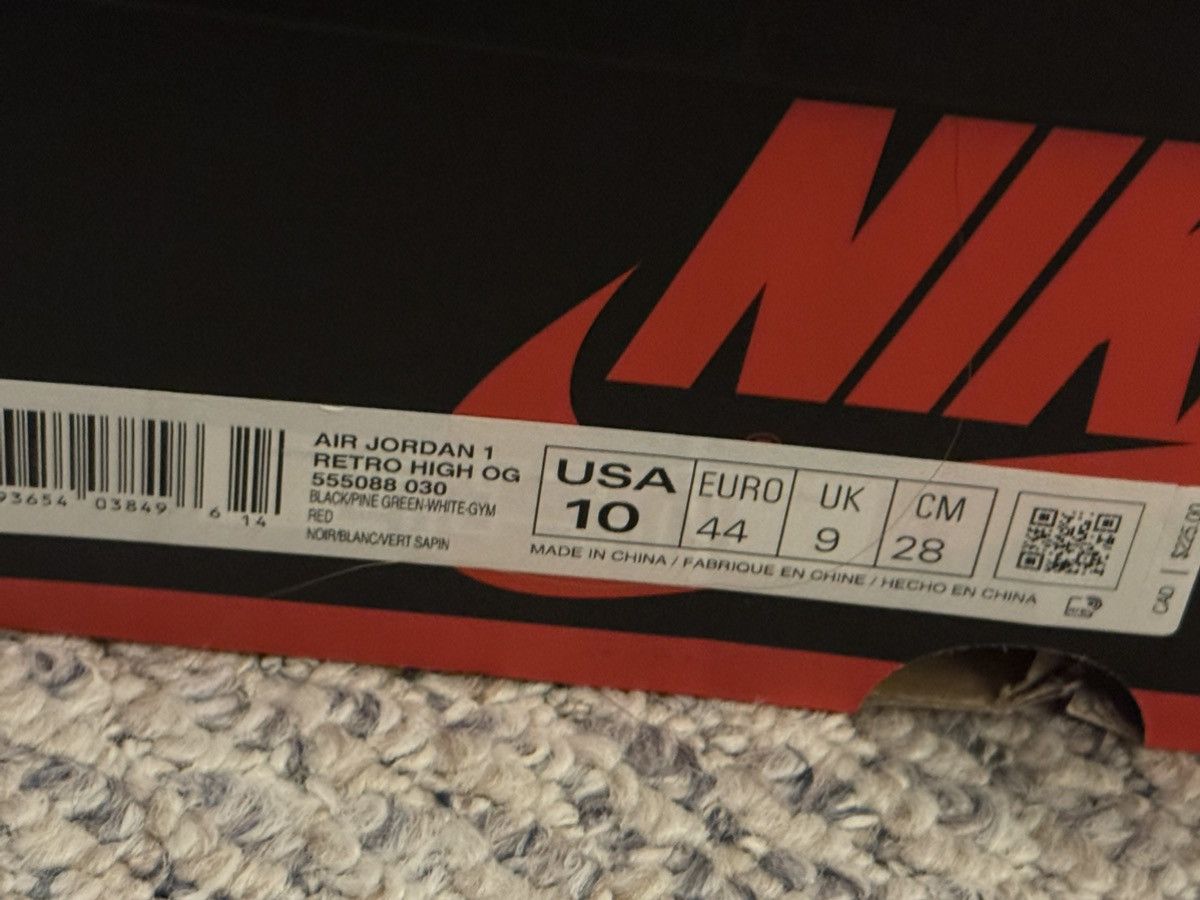 Jordan Brand × Nike Size 10 - Jordan 1 Retro High OG Pine Green 2.0 555088-030 Size US 10 / EU 43 - 9 Thumbnail