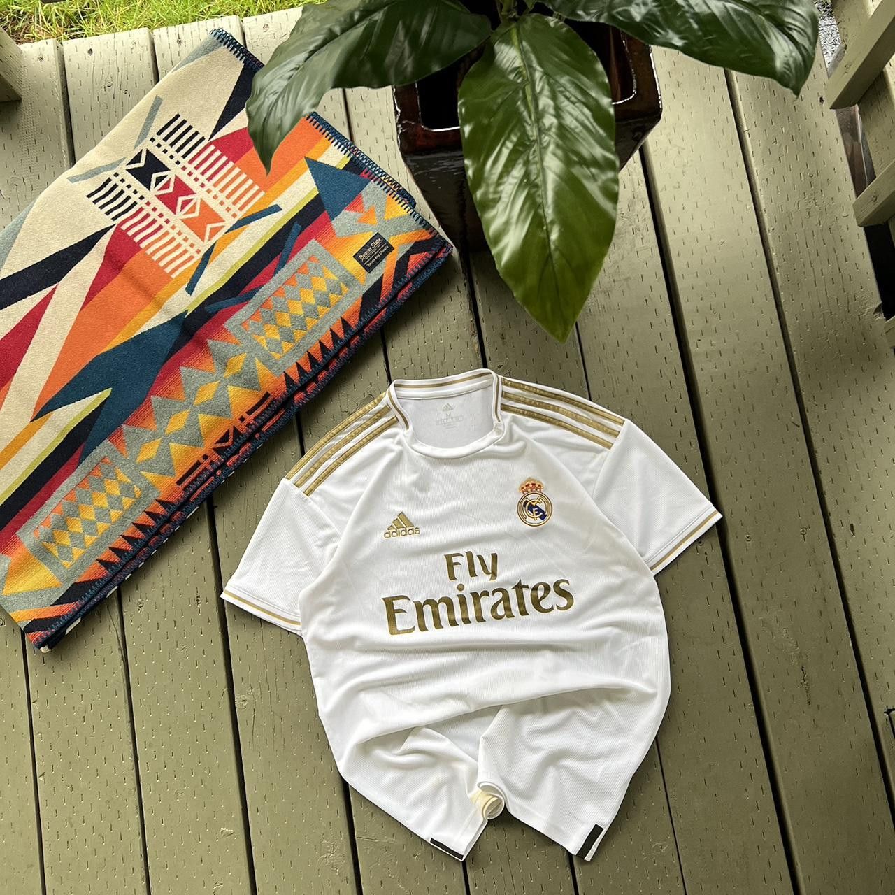 Adidas Real Madrid Jersey 2019 2020 Adidas Size US M / EU 48-50 / 2 - 1 Thumbnail
