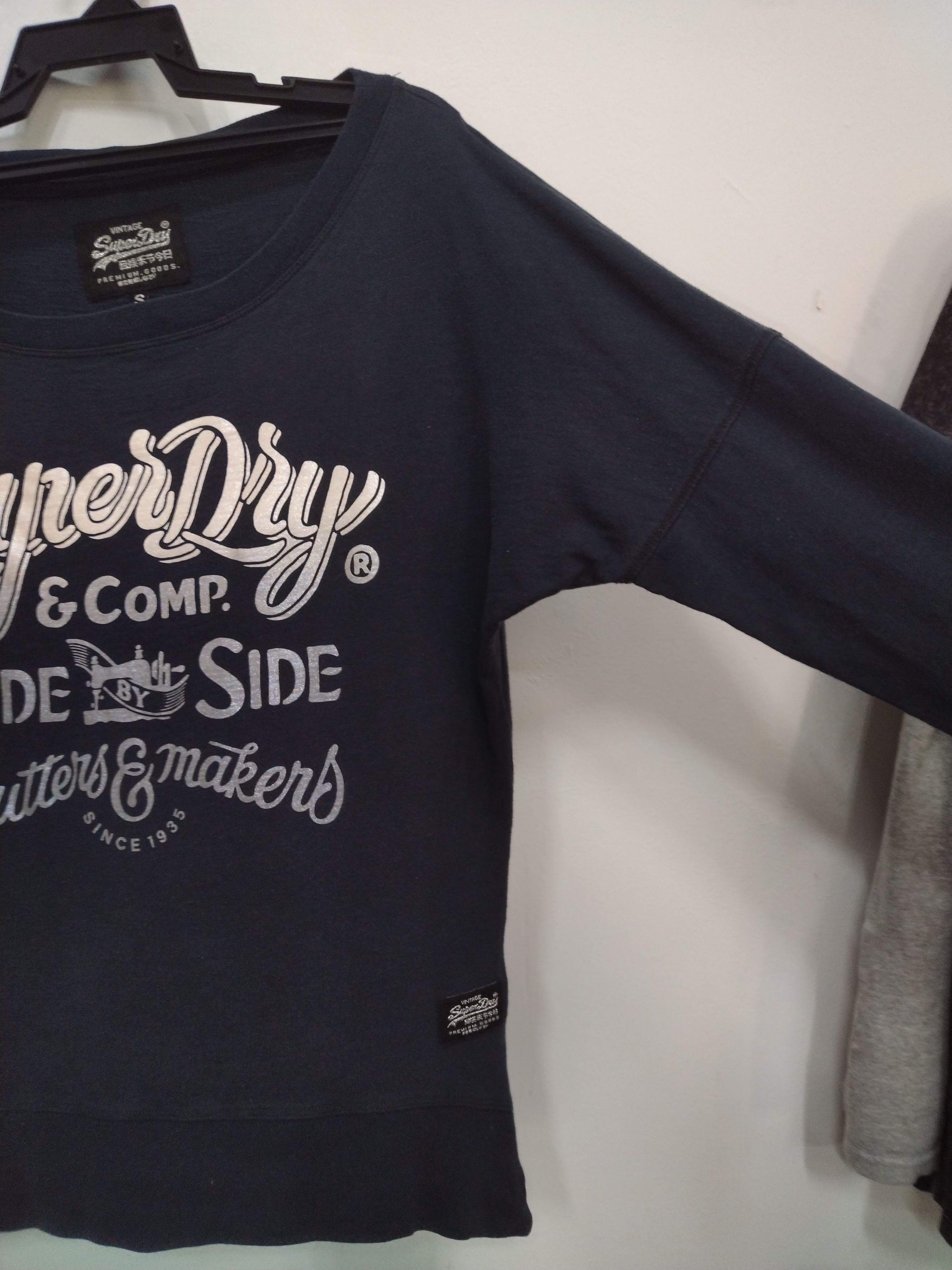 Japanese Brand × Superdry Women's Superdry Baggy sweatshirt Awesome Glitter Print Size S / US 4 / IT 40 - 15 Thumbnail