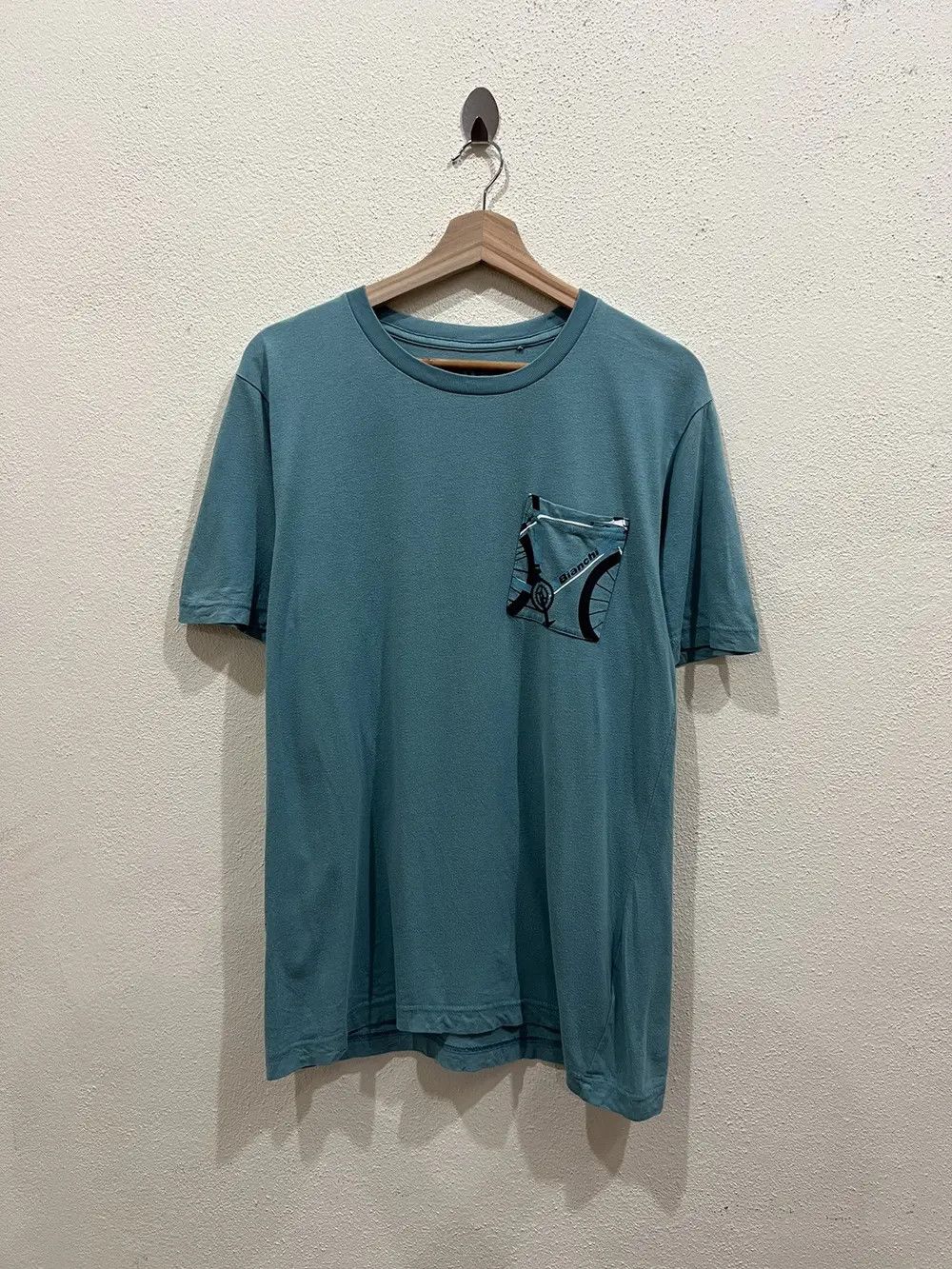 Sports Specialties × Uniqlo Bianchi Bicycle Uniqlo Shirt 👕 Size US M / EU 48-50 / 2 - 2 Thumbnail