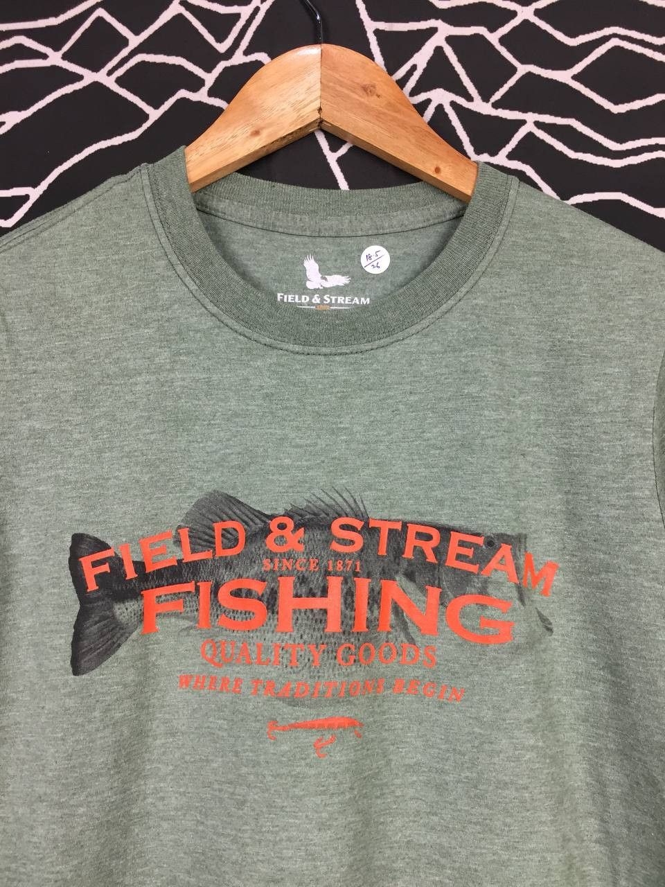 Field & Stream × Vintage Field And Stream Fishing Where Traditions Begin Graphic Tee Size US S / EU 44-46 / 1 - 4 Thumbnail