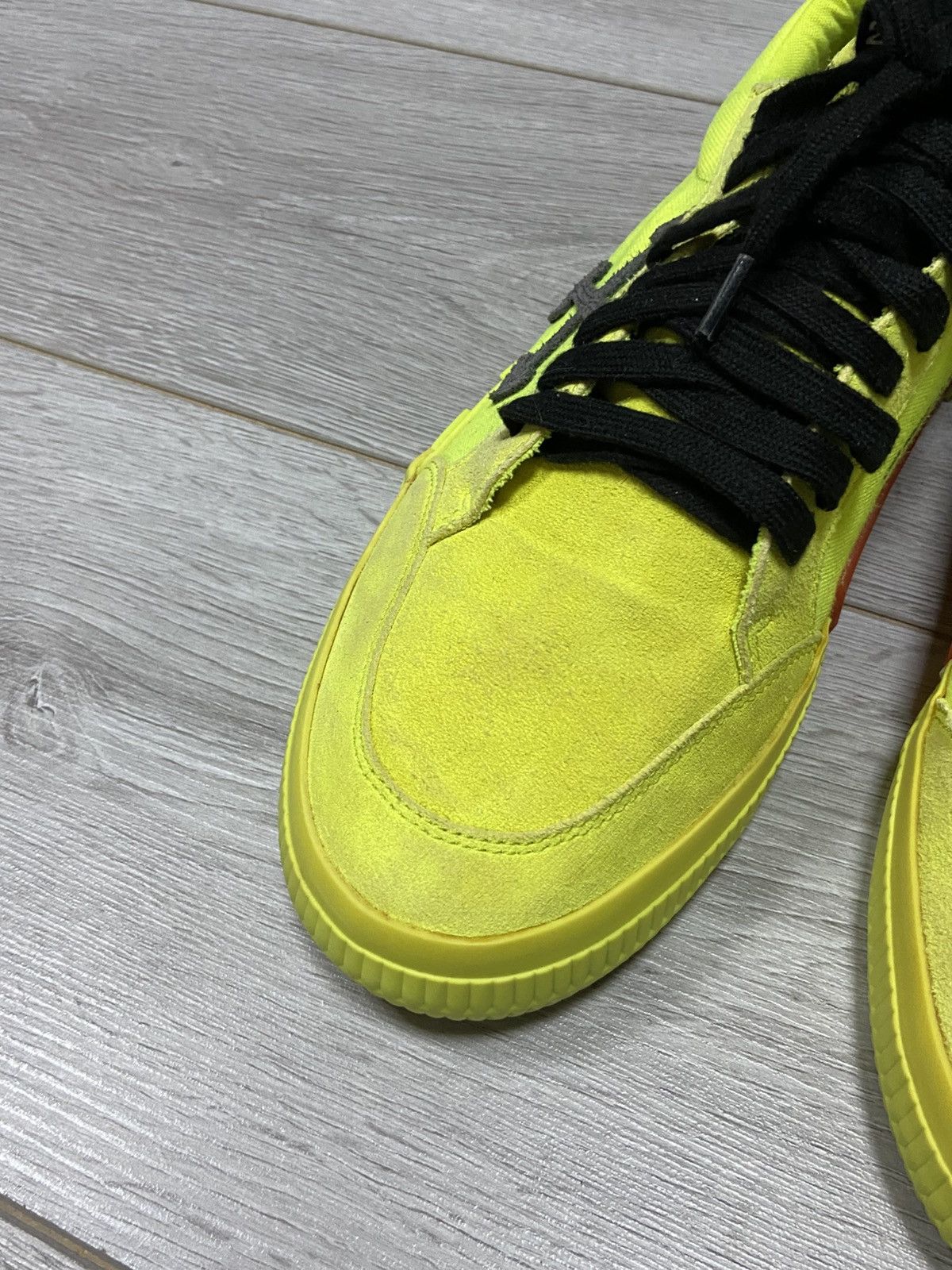 Off-White Off-White 2013 green vulcanized Virgil Abloh arrows shoes 42 Size US 9 / EU 42 - 8 Thumbnail