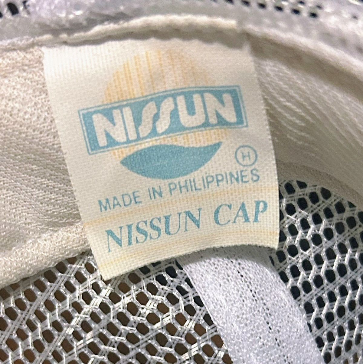 Vintage Vintage Roadrunner Mesh Trucker Cap Hat Nissun Size ONE SIZE - 8 Thumbnail
