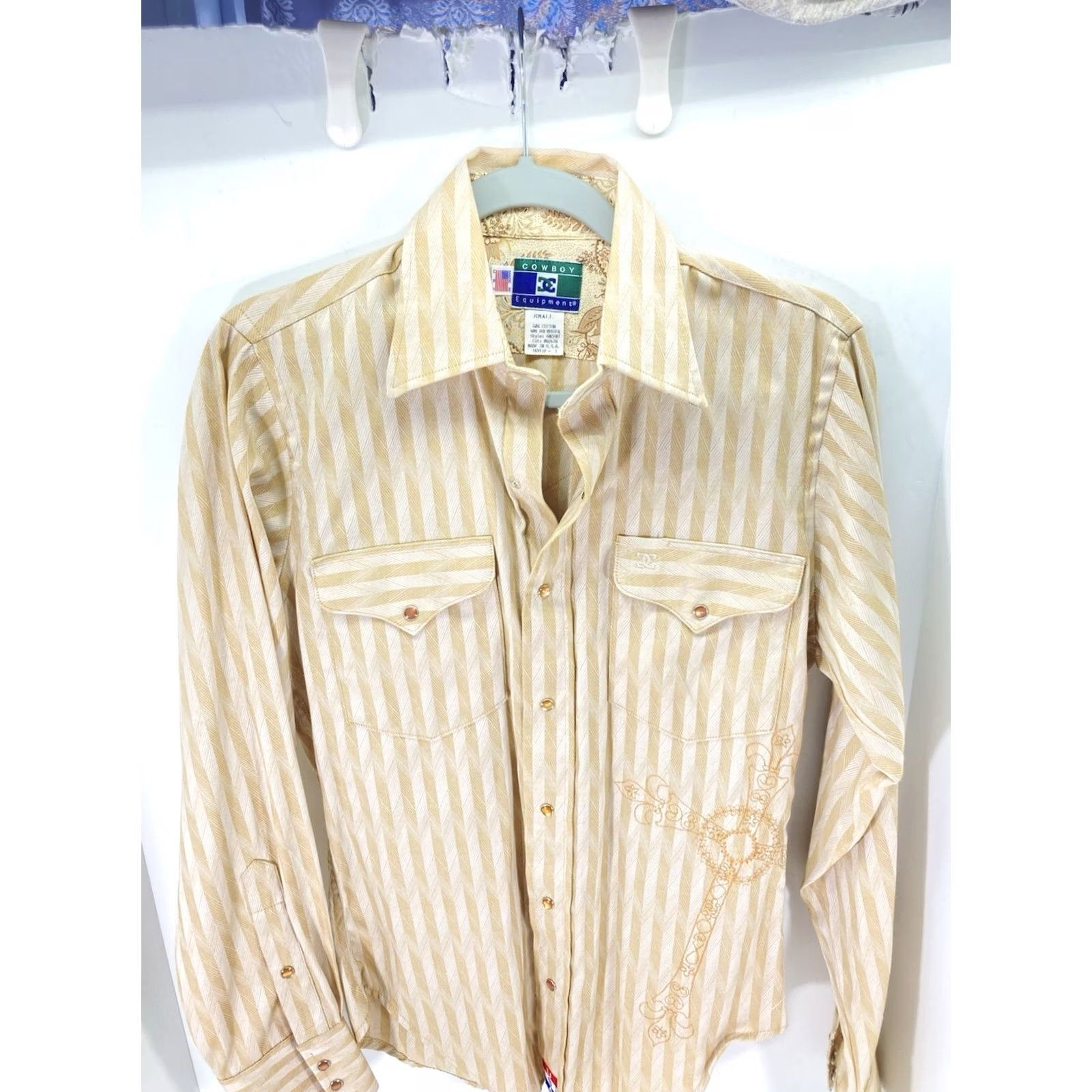 Equipment Cowboy Equipment Pearl Snap Shirt Men Size S Gold Stripe Western Embroidered Long Sleeve Vintage USA Size US S / EU 44-46 / 1 - 2 Thumbnail