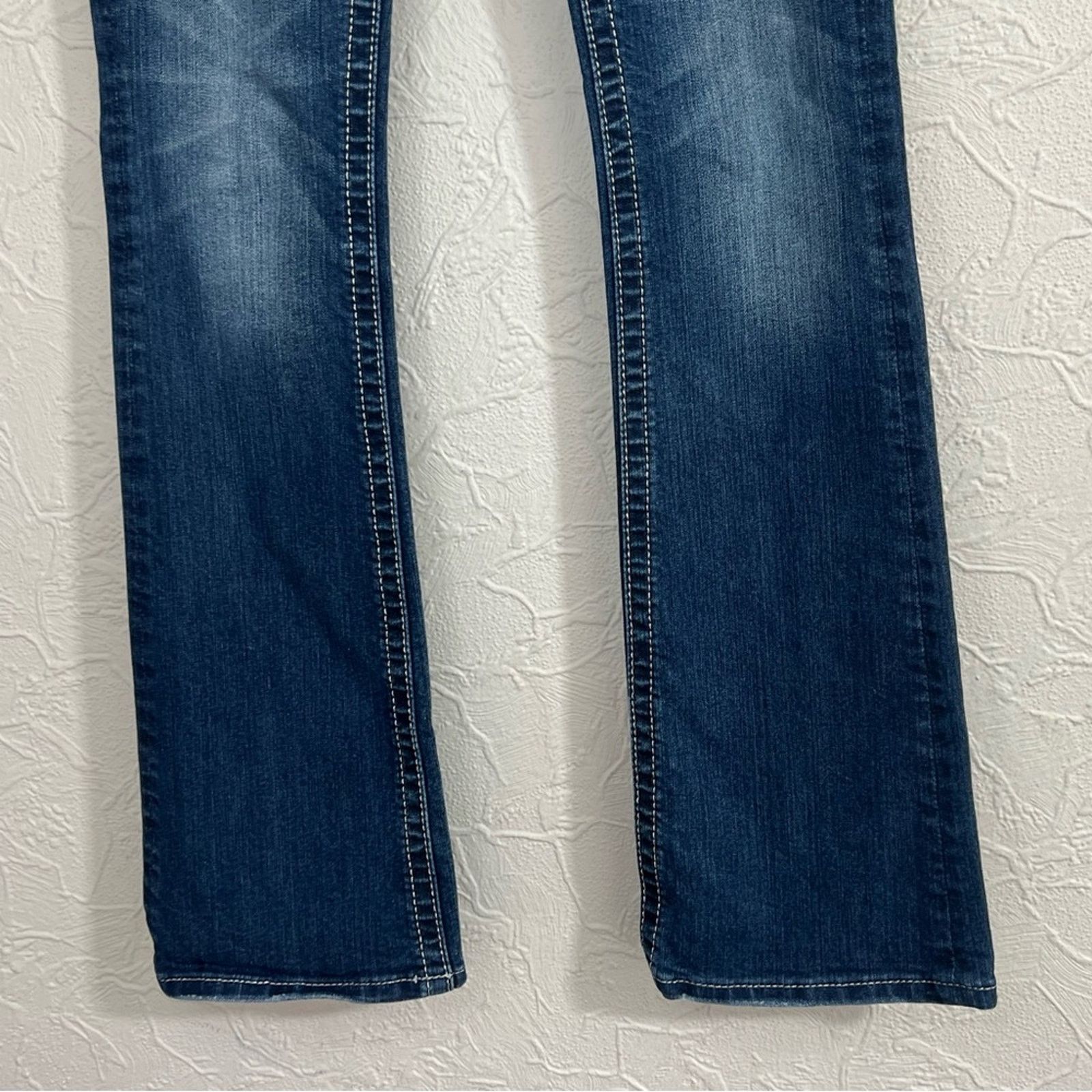 Miss Me Miss Me Women's Size 27 Signature Boot Low-Rise Jeans 30x33 Size 27" / US 4 / IT 40 - 4 Thumbnail