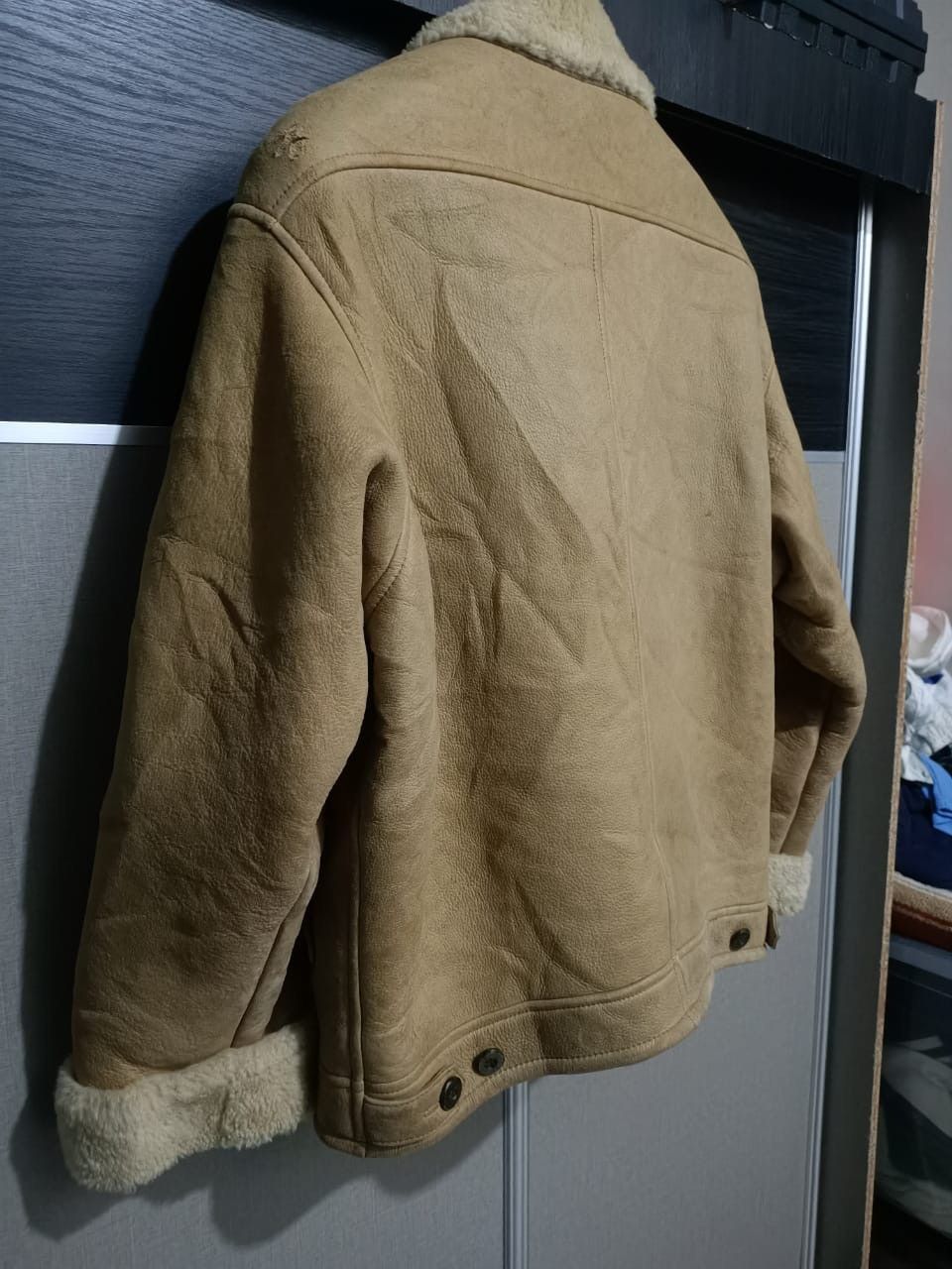 Burberry Burberrys’ Shearling Sheepskin Jacket –Made in Japan (1990s) Size US M / EU 48-50 / 2 - 7 Thumbnail