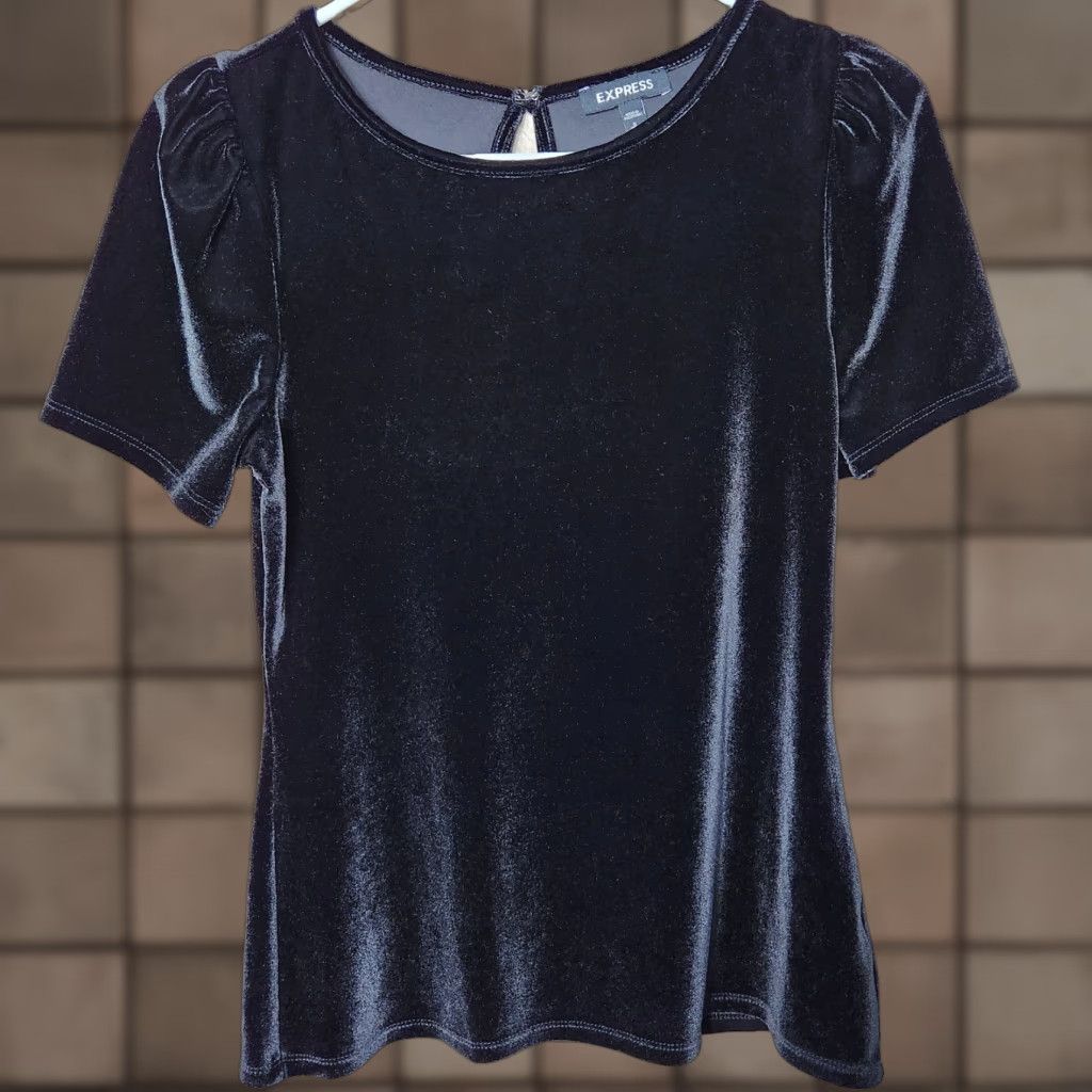 Express Express Blouse |S| Black Velvet Short Sleeve Puff Shoulder Keyhole Back Top Size S / US 4 / IT 40 - 1 Thumbnail