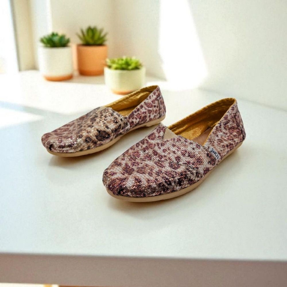 Toms Tom's Sequins Leopard Loafers Sz 8.5 Size US 8.5 / IT 38.5 - 1 Thumbnail