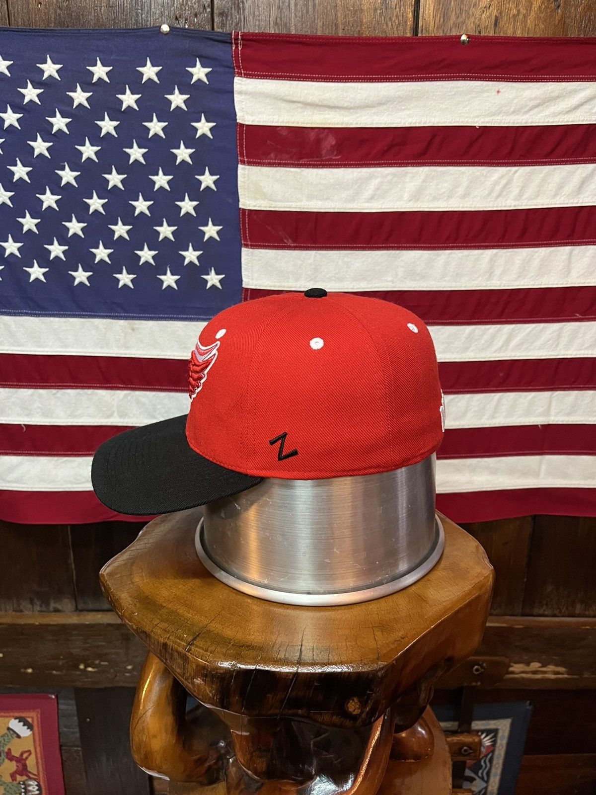 NHL × Red Wing × Zephyr NHL Detroit Red Wings Fitted Hat Size ONE SIZE - 4 Thumbnail