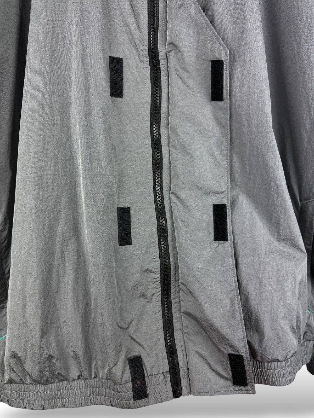 Mercedes-Benz × Puma Puma x Mercedes AMG Petronas Formula One Team Silver Jacket Size US XL / EU 56 / 4 - 10 Thumbnail