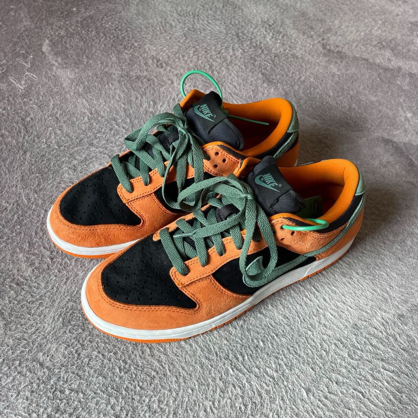 Gucci Gucci Orange Lowtop Sneakers 41 Men Size US 8.5 / EU 41-42 - 1 Thumbnail