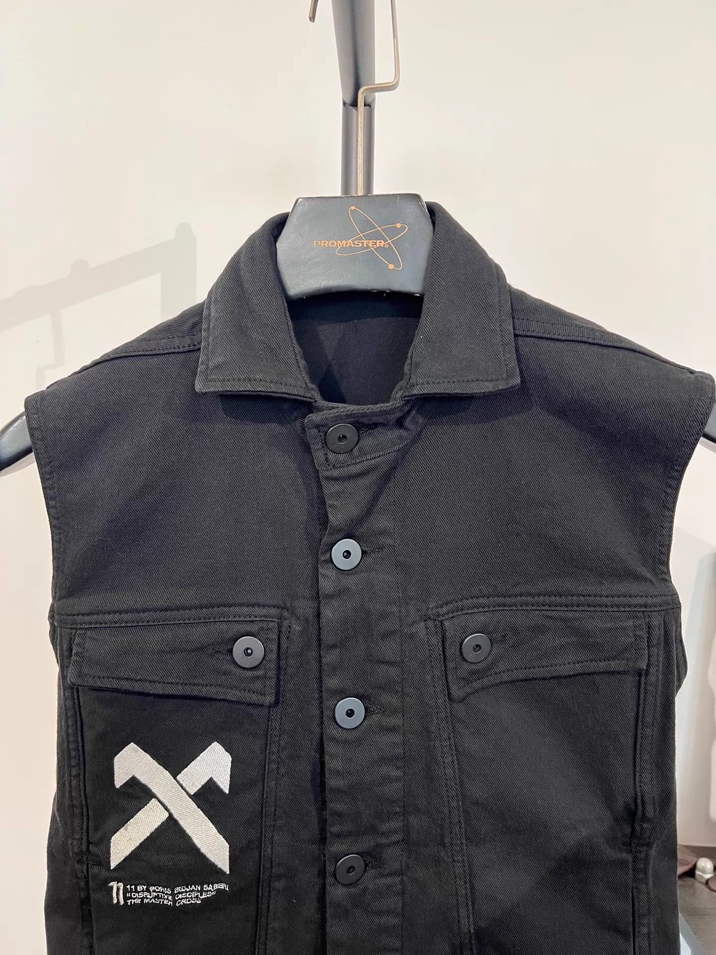 Boris Bidjan Saberi Boris Bidjan Saberi 11by bbs V3 Denim Print Vest S Size US S / EU 44-46 / 1 - 3 Thumbnail