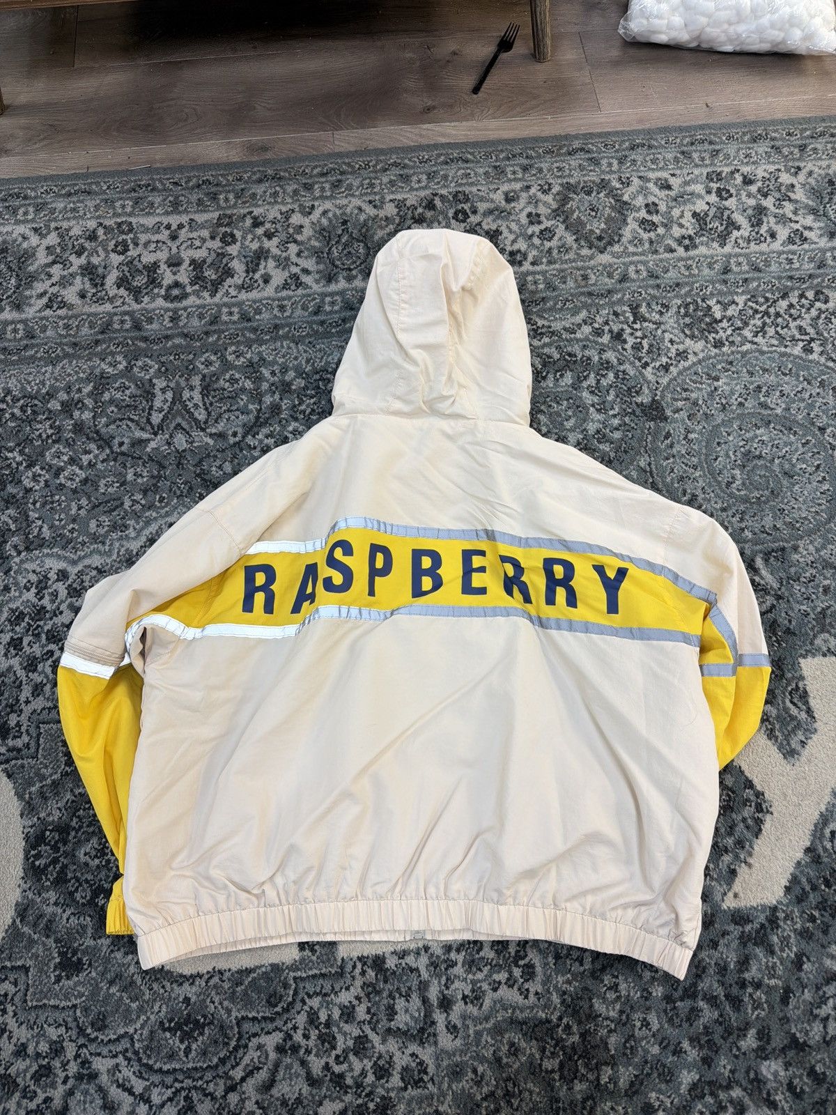 The GV Gallery The gv gallery raspberry hills windbreaker cream Size US S / EU 44-46 / 1 - 2 Thumbnail