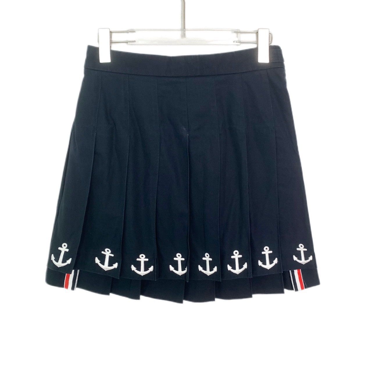 Thom Browne Thom Browne Anchor Embroidered Pleated Mini Skirt K26WX Size 27" / US 4 / IT 40 - 1 Thumbnail
