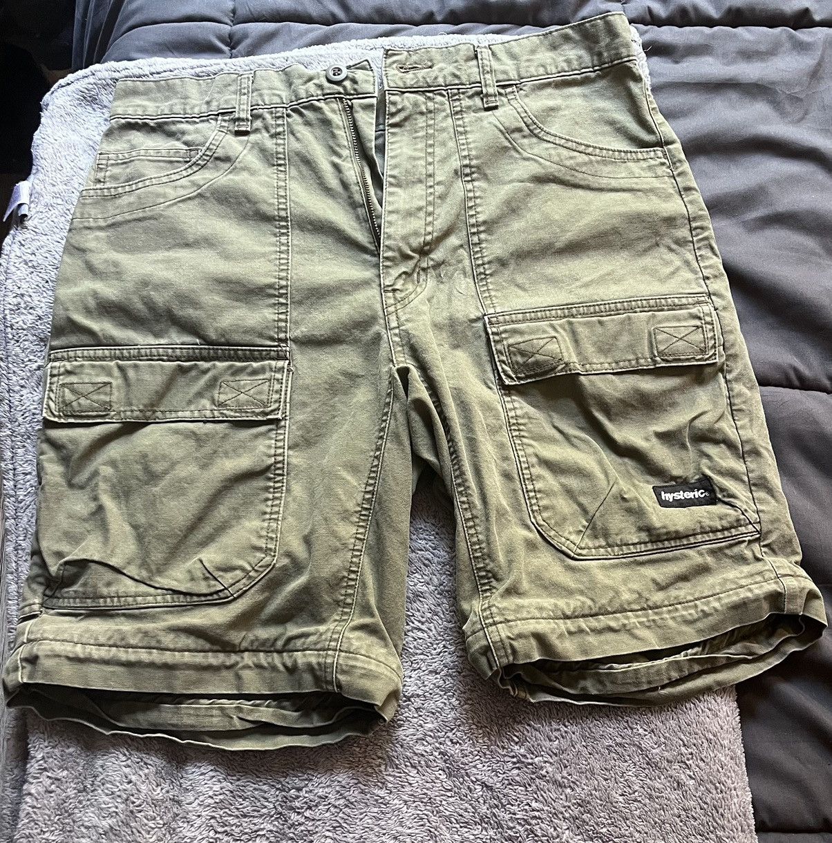 image of Hysteric Glamour Cargo Shorts in Green, Men's (Size 36)