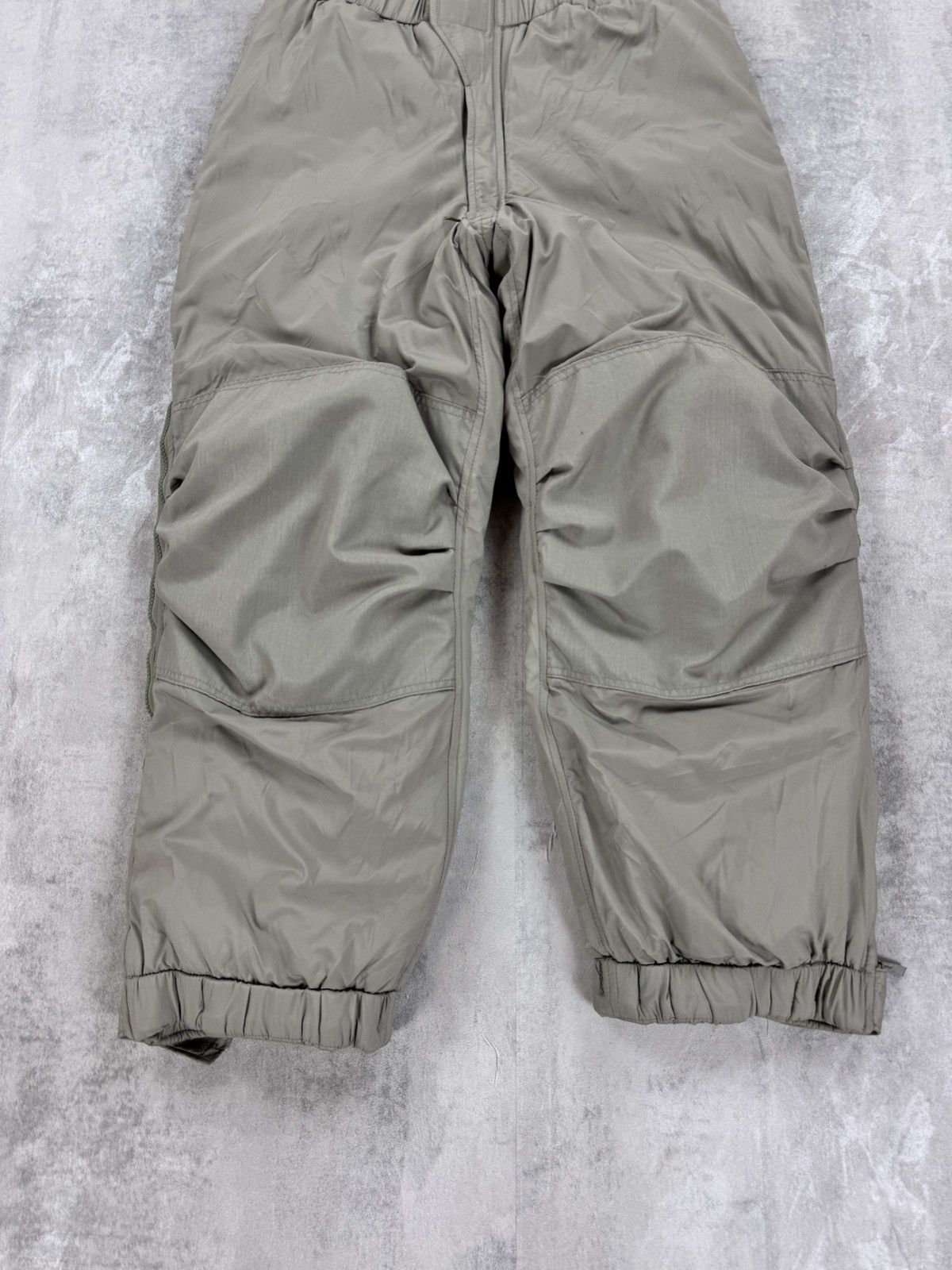 Other Trousers Extreme Cold Weather Generation III Layer 7 pants Size US 33 - 6 Thumbnail