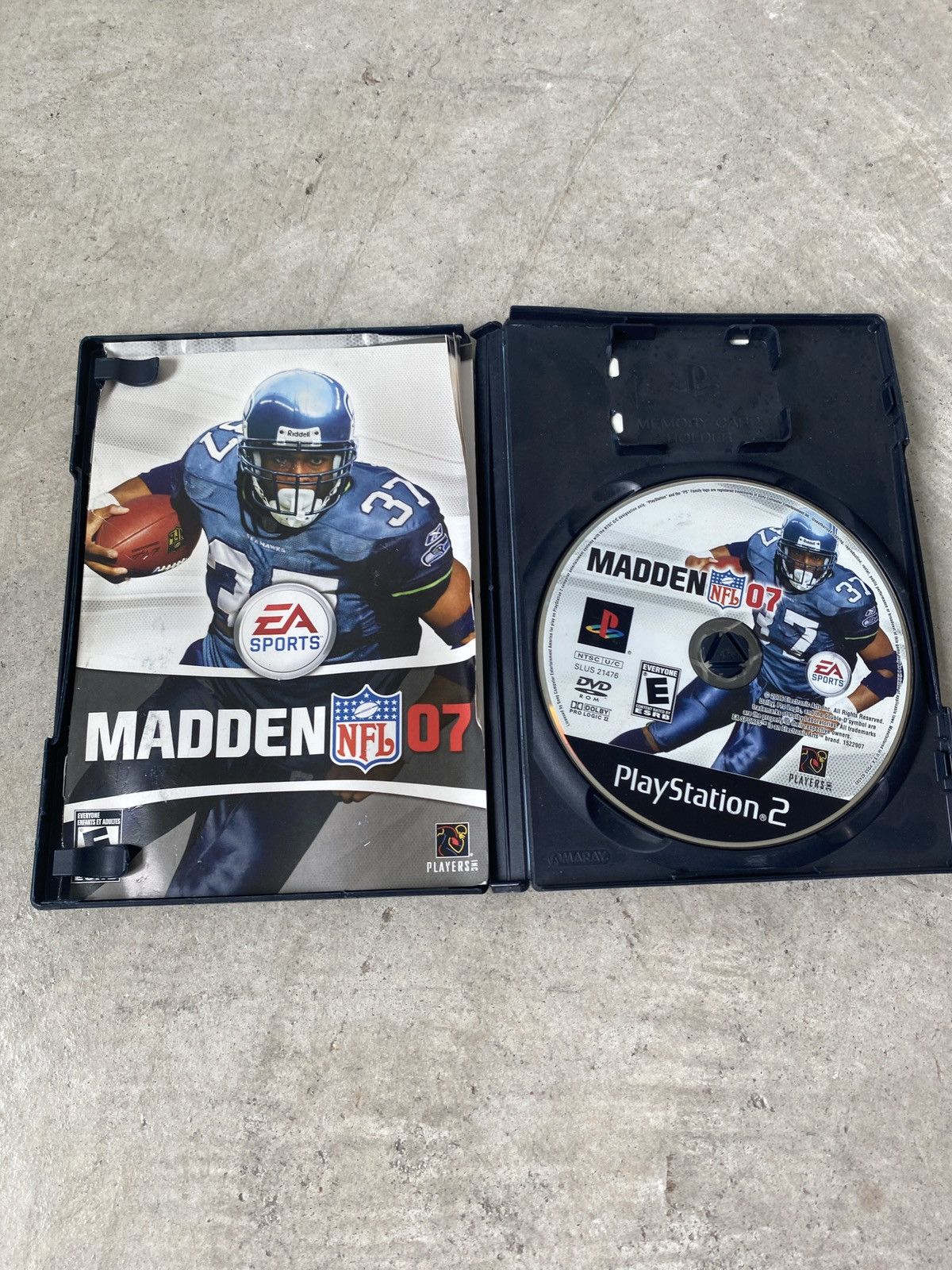Sony EA Sports Madden NFL 07 PlayStation 2 Game Size ONE SIZE - 3 Thumbnail