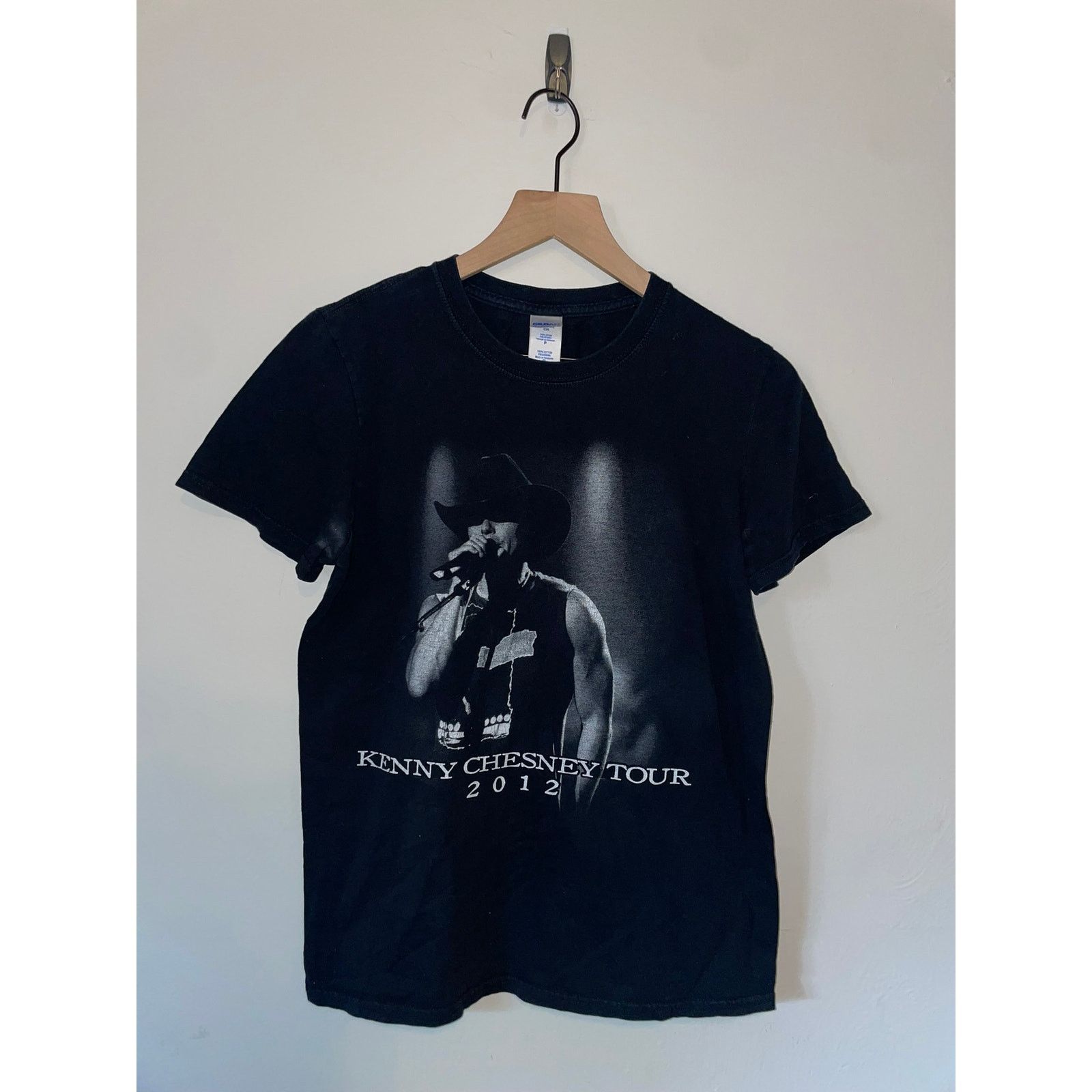 Gildan Womens Kenny Chesney Shirt Brothers Country Tee 2012 Small Size S / US 4 / IT 40 - 1 Thumbnail
