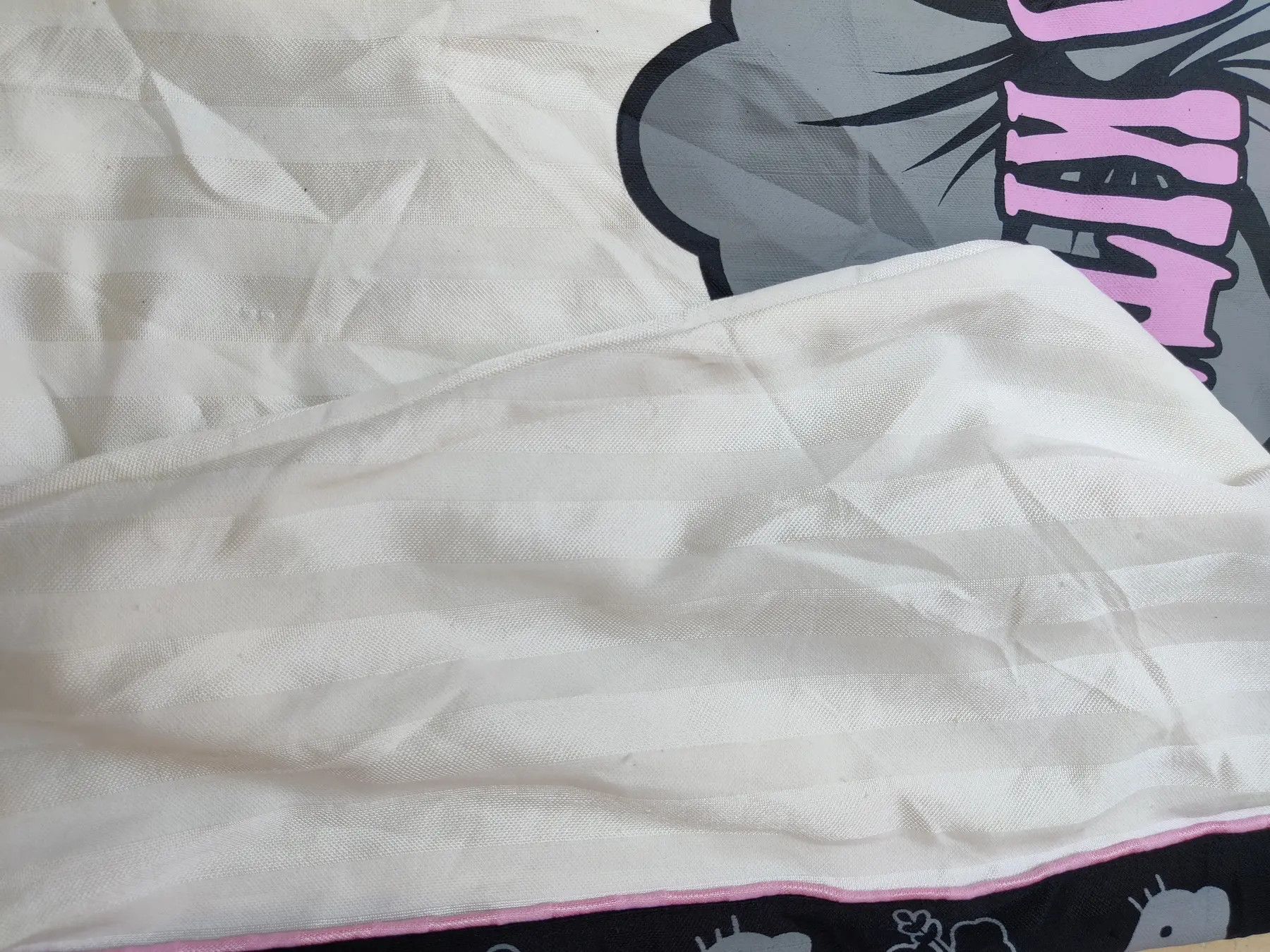 Anime ❤FINAL DROP❤HELLO KITTY SIDETAPE SWEATER JACKET Size US M / EU 48-50 / 2 - 10 Thumbnail