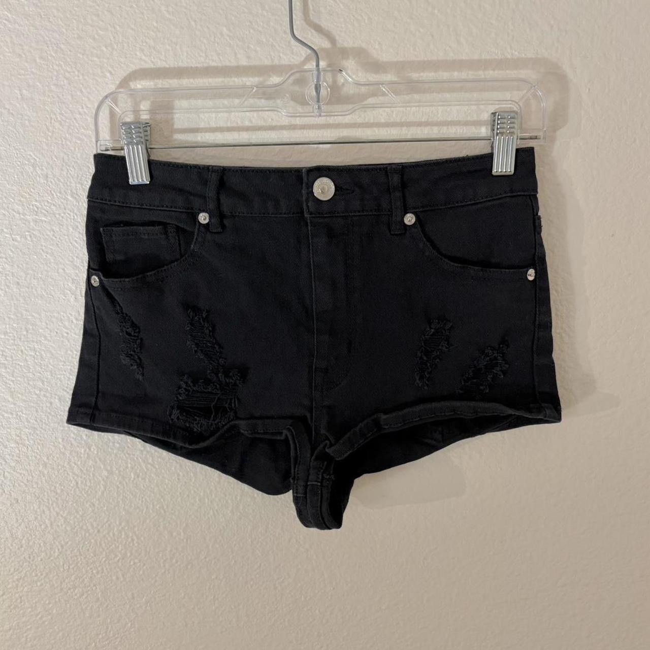 H&M Black H&M denim shorts Size 28" / US 6 / IT 42 - 1 Thumbnail