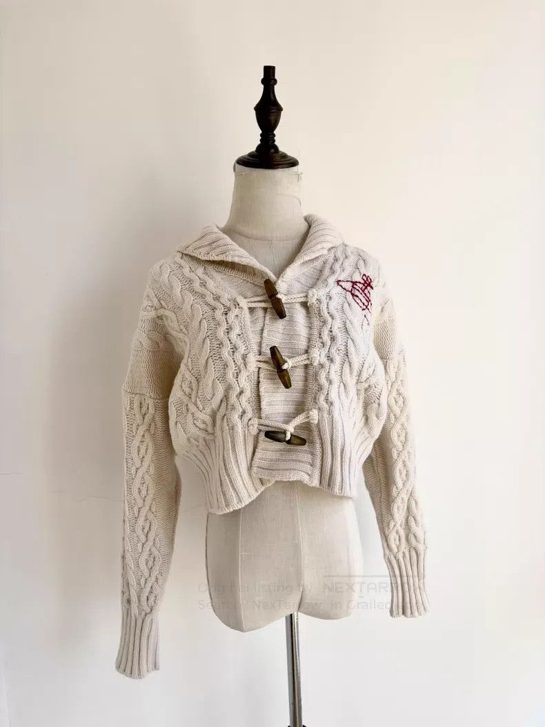 Vivienne Westwood Vivienne Westwood size 00 Large Saturn Embroidered White Li Size XXS / US 00 / IT 34 - 1 Thumbnail