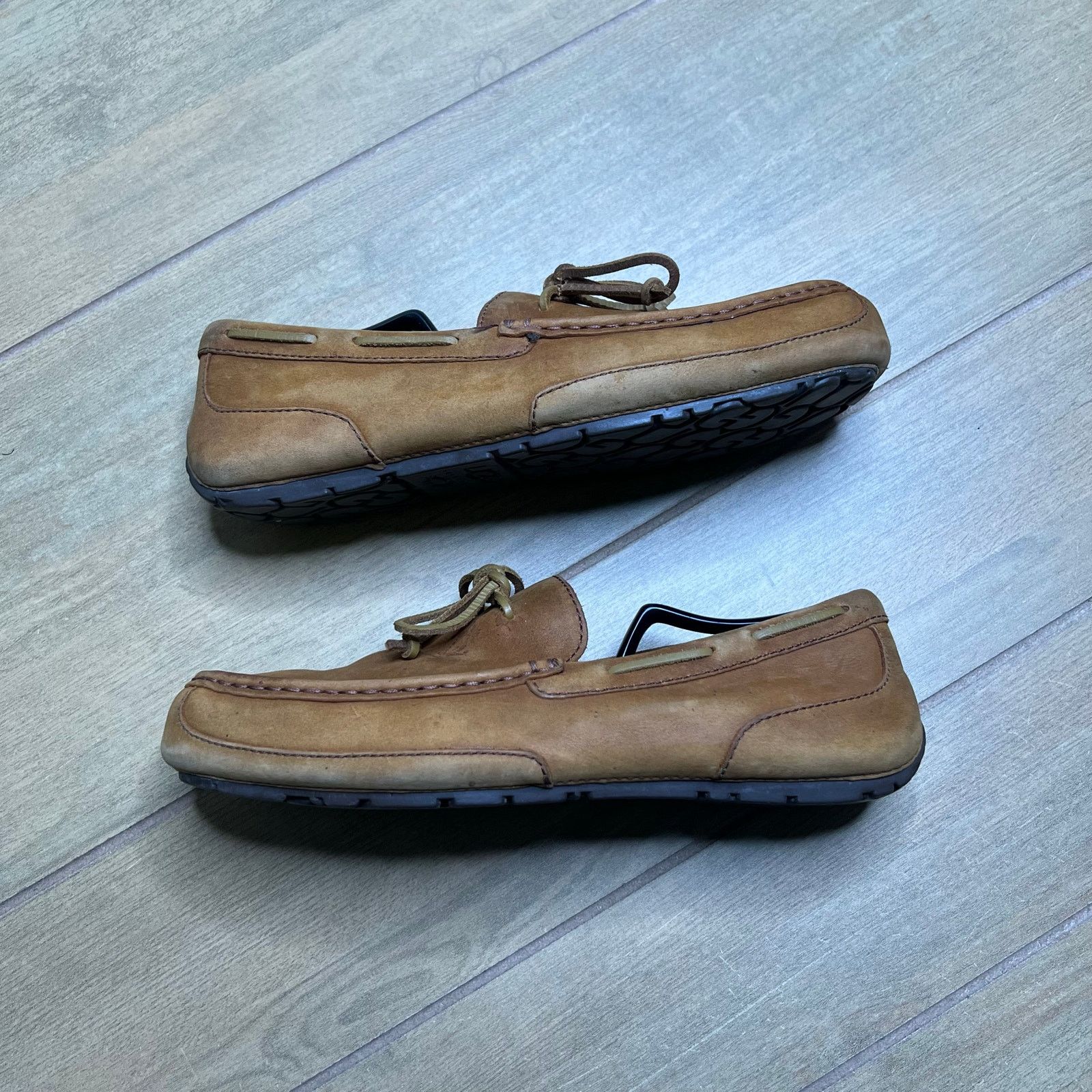 Ugg UGG Slippers Mens 10 Loafers Chester Brown Leather Slip On Size US 10 / EU 43 - 12 Thumbnail
