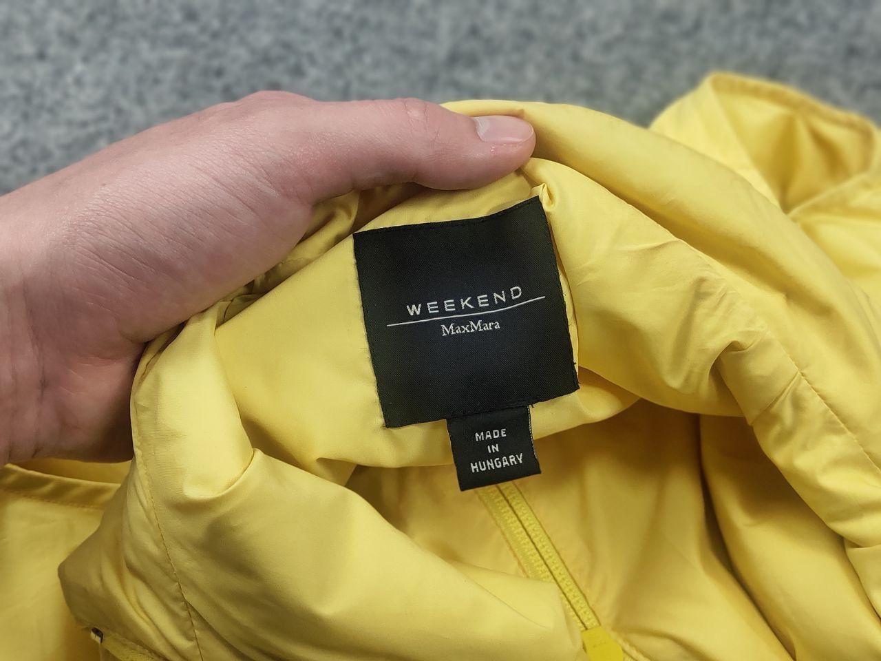 Max Mara Max Mara Weekend Lemon yellow micro down vest Zip Jacket Size M / US 6-8 / IT 42-44 - 13 Thumbnail