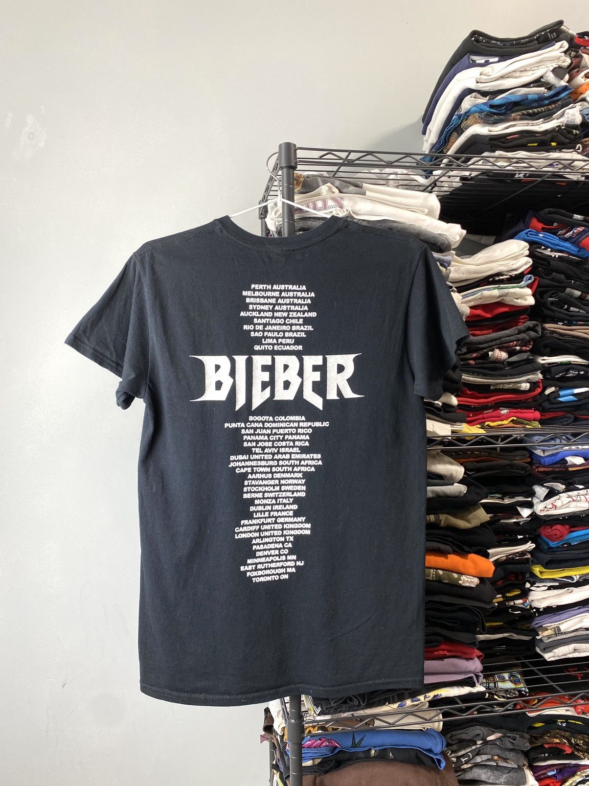 Band Tees Justin Bieber Tour T Shirt Big Face Print Size US S / EU 44-46 / 1 - 2 Thumbnail
