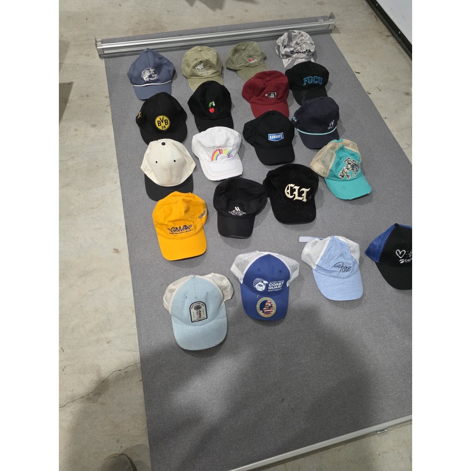 Other 20 Vintage Trucker Hat Lot Snapback 80s 90s Y2K USA Size ONE SIZE - 2 Thumbnail