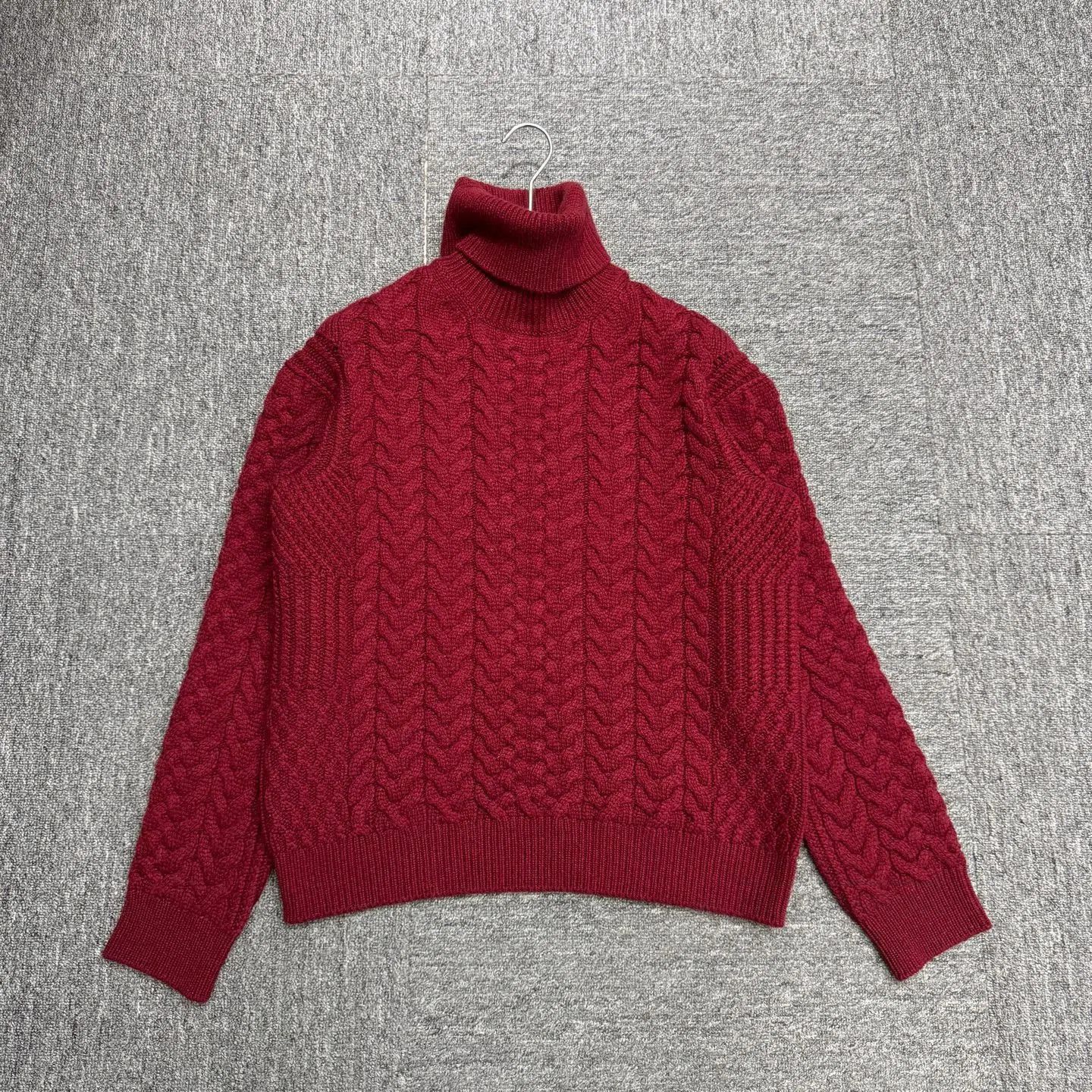 Loro Piana Red Cable Knit Turtleneck Sweater - Size S. Size US S / EU 44-46 / 1 - 1 Thumbnail
