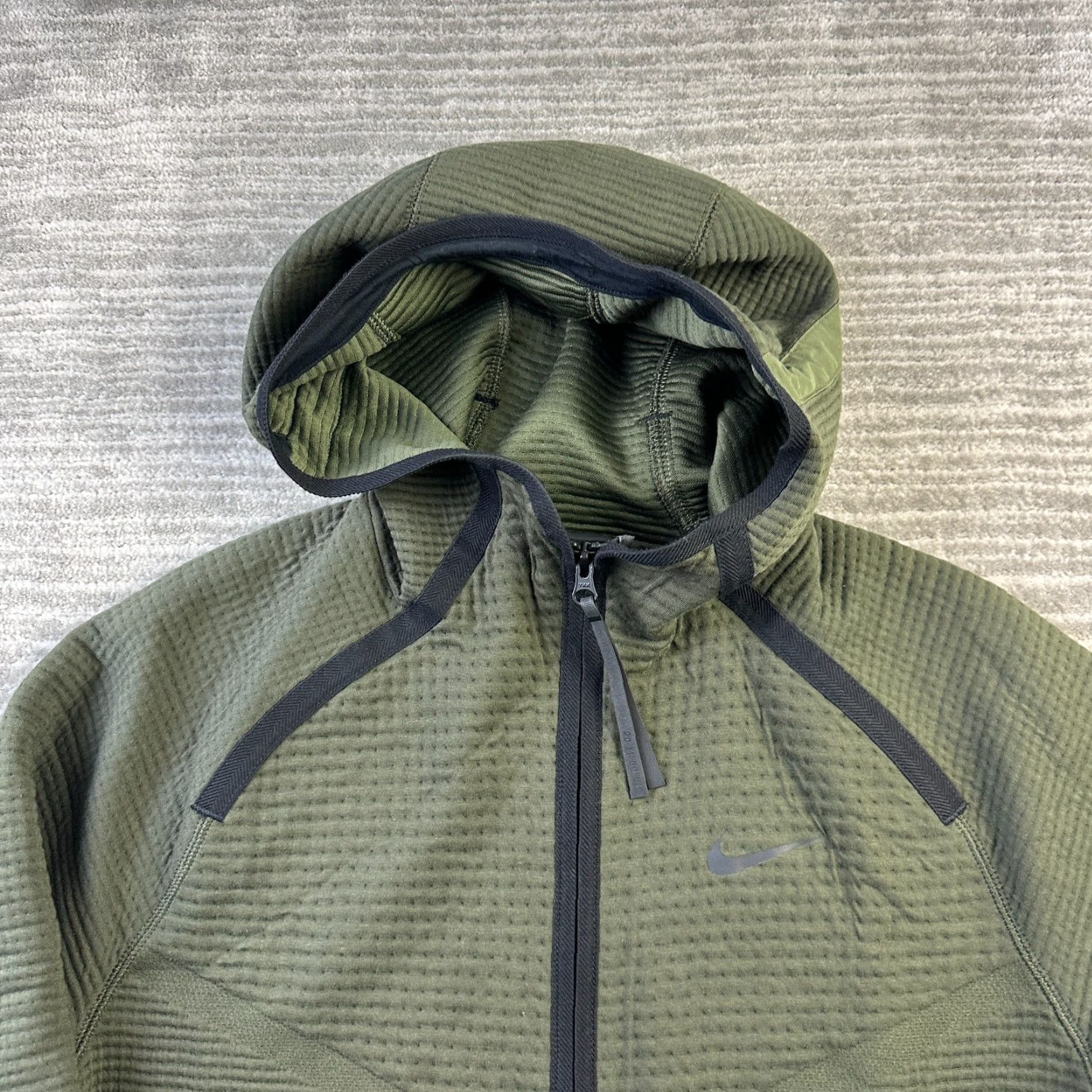 Nike Nike Jacket Mens M Green Tech Pack Windrunner Full Zip Olive Size US M / EU 48-50 / 2 - 4 Thumbnail