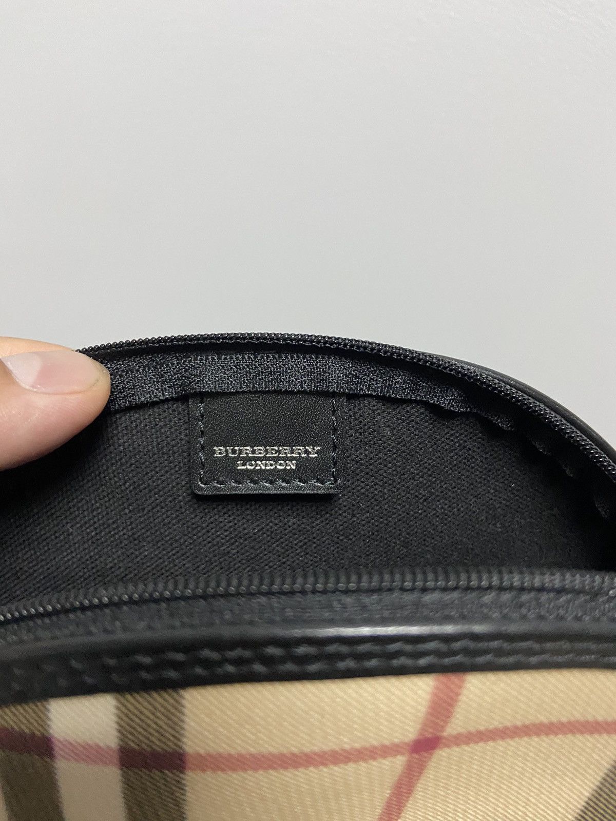 Burberry × Vintage Burberry Small Bag Vintage Nova Check Logo Luxury Size ONE SIZE - 6 Thumbnail