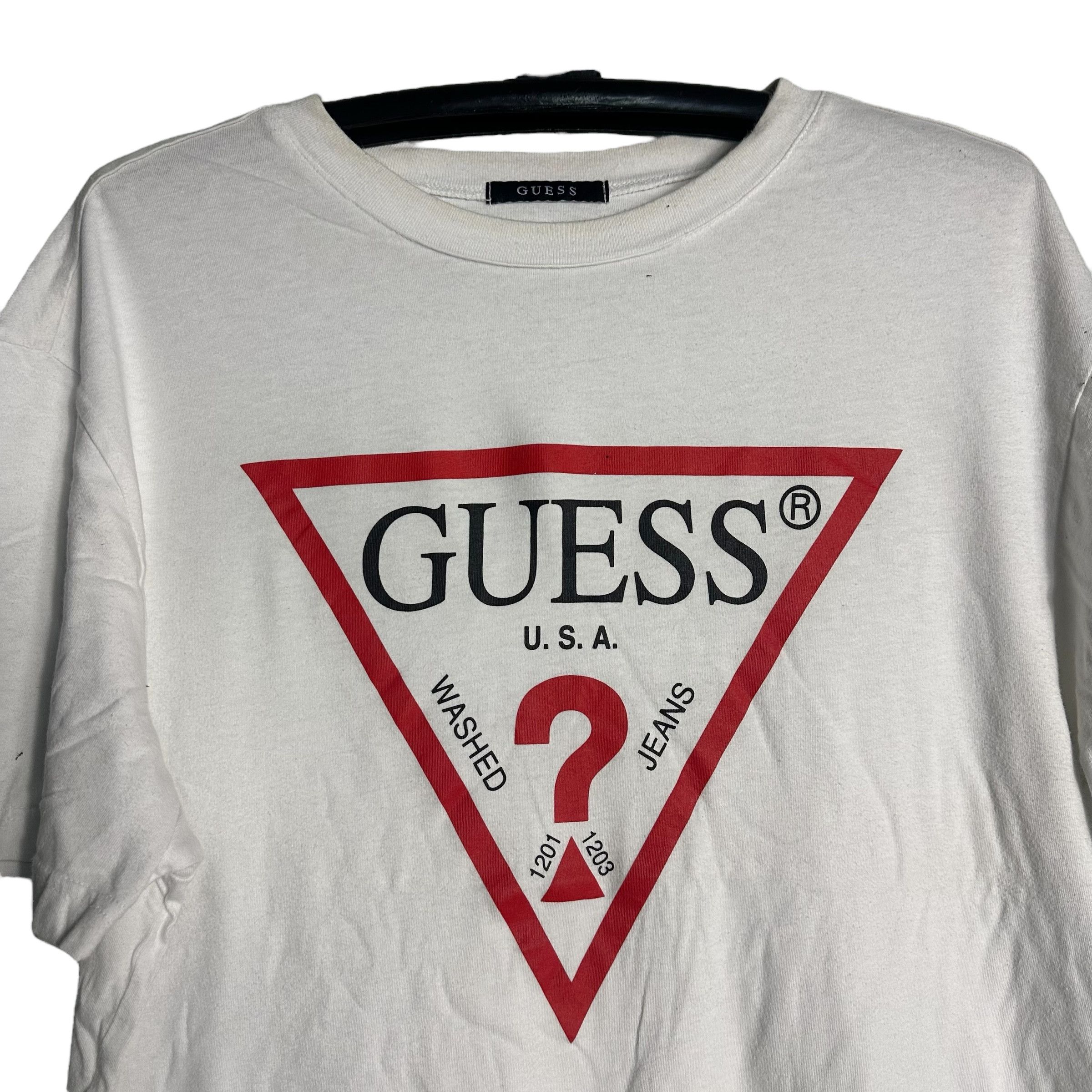 Guess 🔥RARE🔥 Vintage Guess Jeans Spell Out T-shirt Size US L / EU 52-54 / 3 - 2 Thumbnail