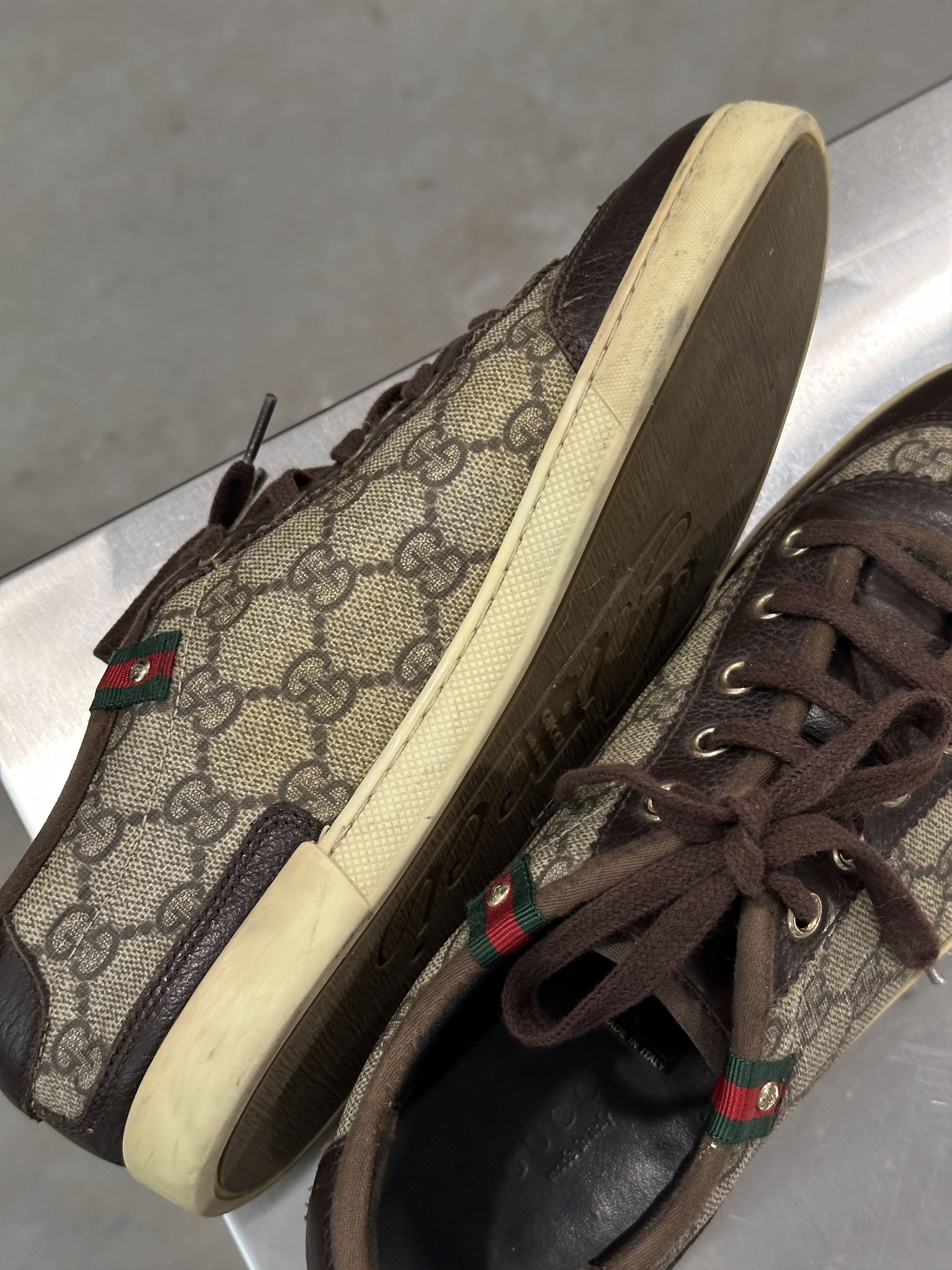 Gucci Gucci Monogram Canvas Leather Low Top Sneakers Size US 7 / IT 37 - 11 Thumbnail
