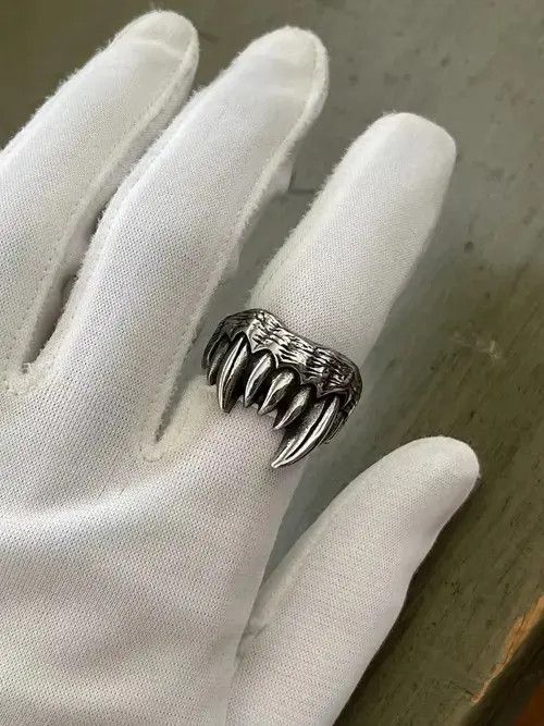 Ring Of Fire Stainless Fang Punk Ring Size ONE SIZE - 3 Thumbnail